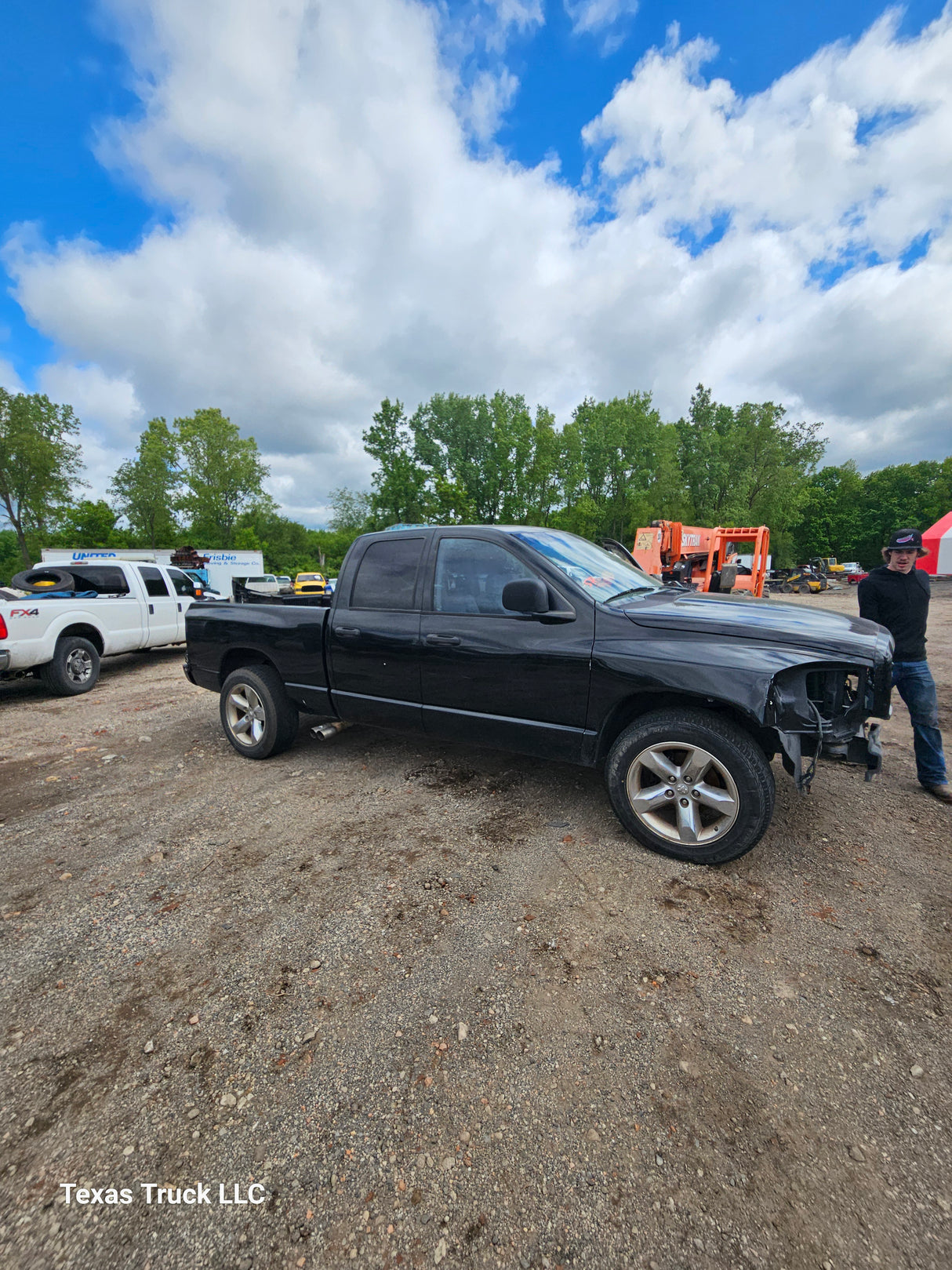 2008 Dodge Ram 1500 Crew Cab - FULL PART OUT