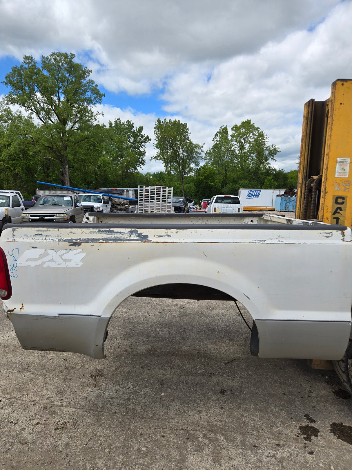 1999-2010 Ford F250 F350 Super Duty 6' 9" Short Truck