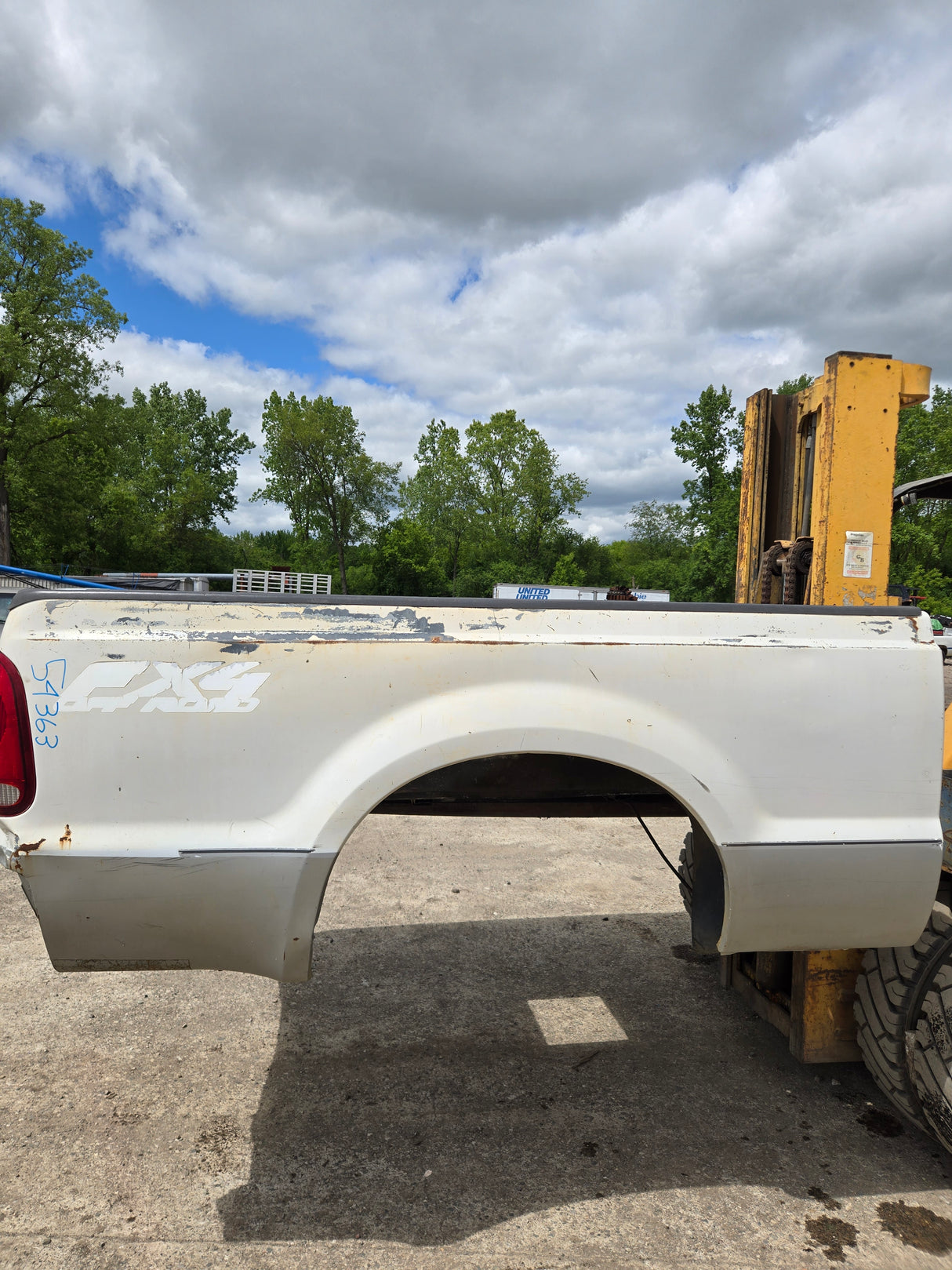 1999-2010 Ford F250 F350 Super Duty 6' 9" Short Truck