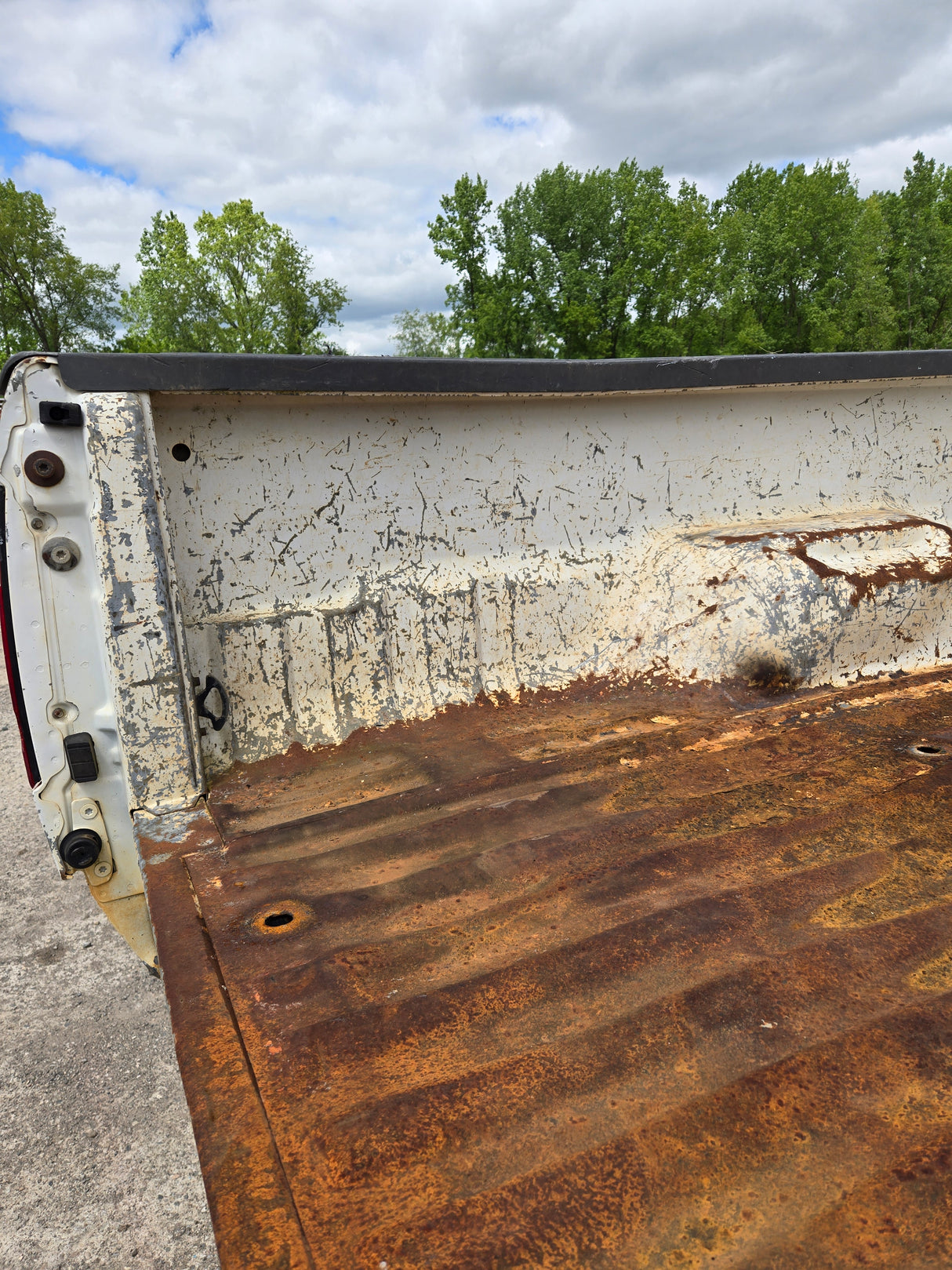 1999-2010 Ford F250 F350 Super Duty 6' 9" Short Truck