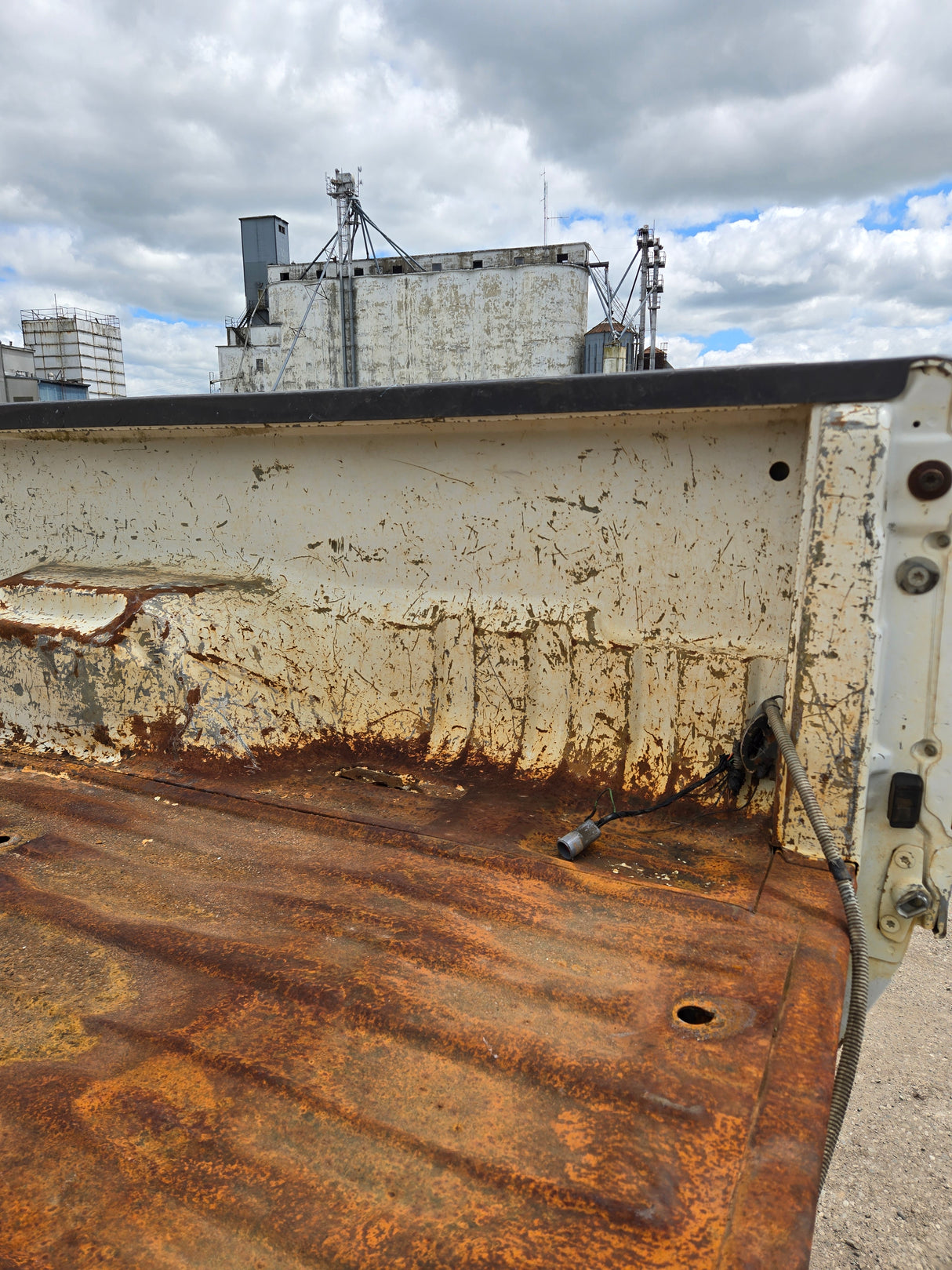 1999-2010 Ford F250 F350 Super Duty 6' 9" Short Truck