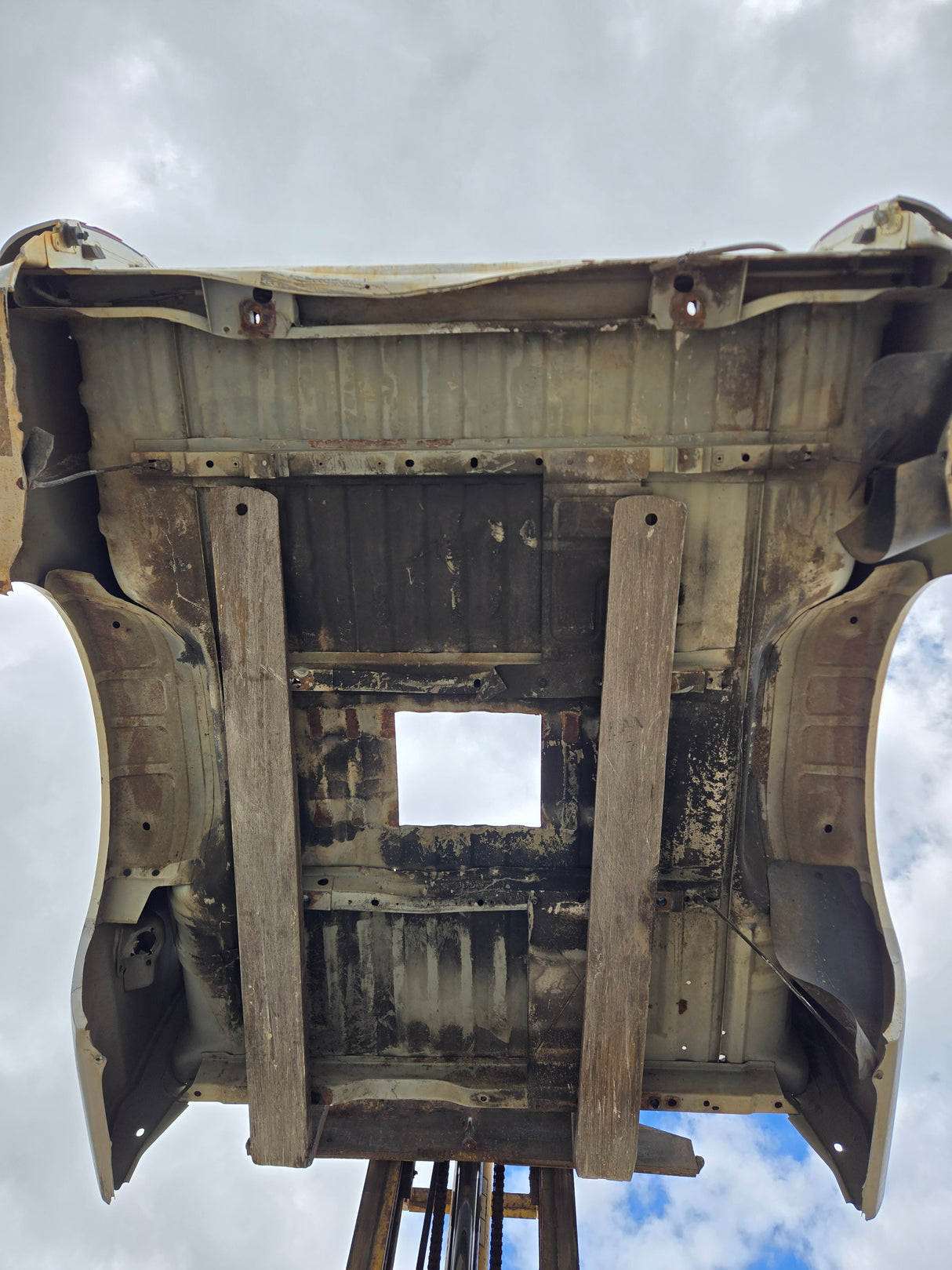 1999-2010 Ford F250 F350 Super Duty 6' 9" Short Truck