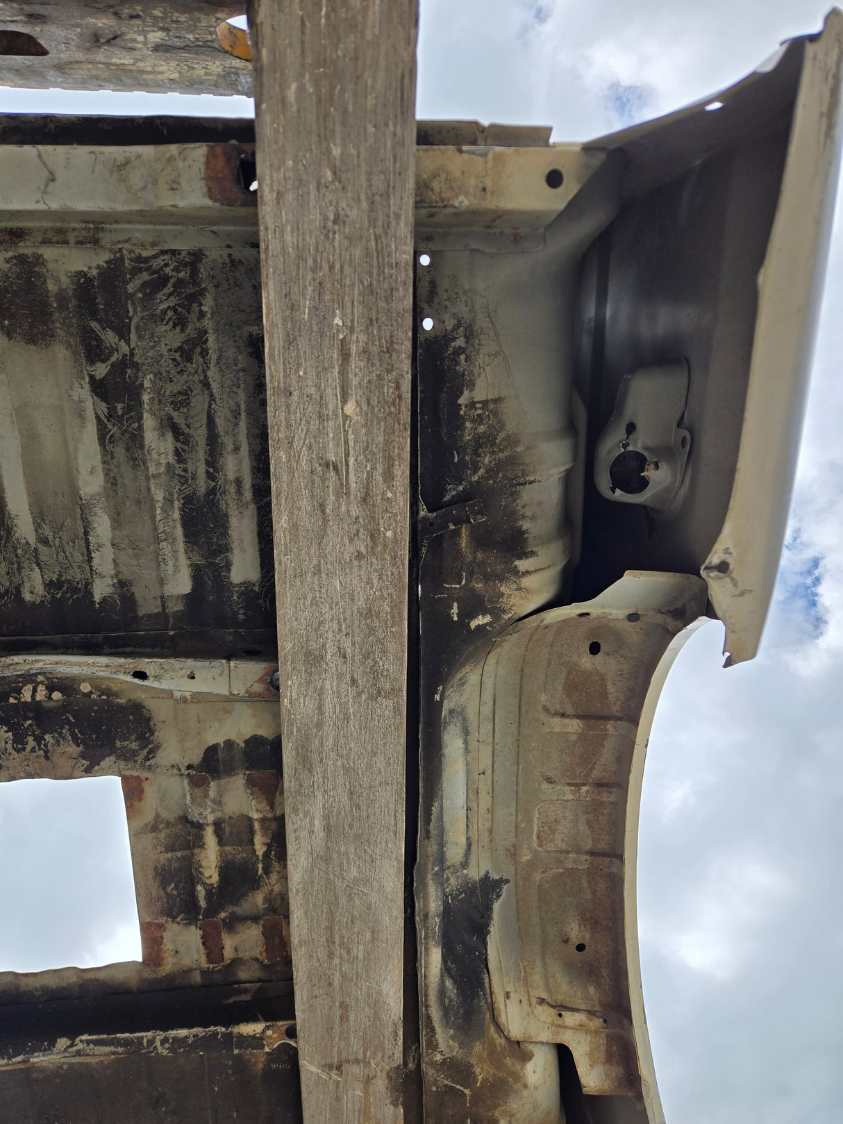 1999-2010 Ford F250 F350 Super Duty 6' 9" Short Truck