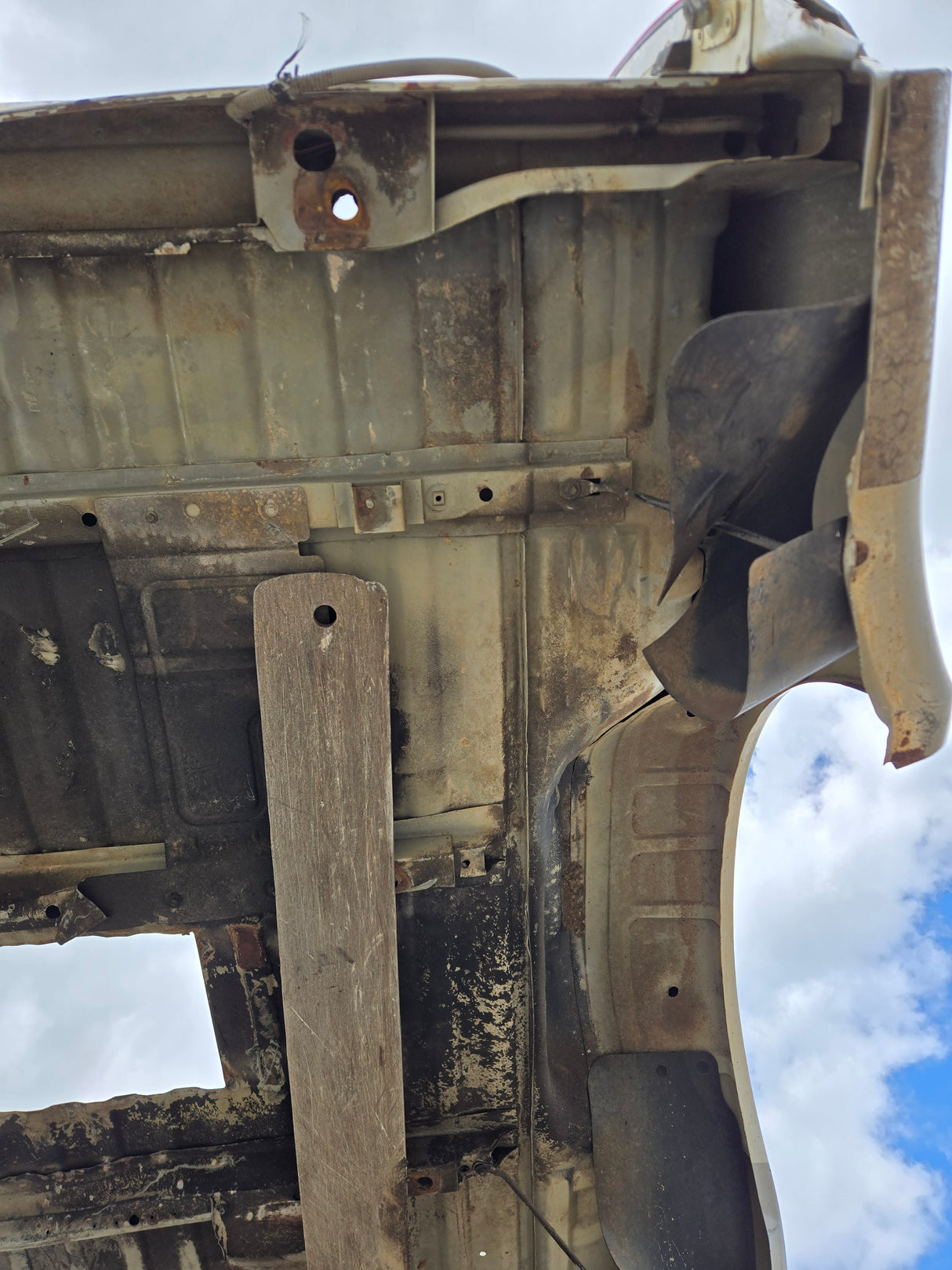 1999-2010 Ford F250 F350 Super Duty 6' 9" Short Truck