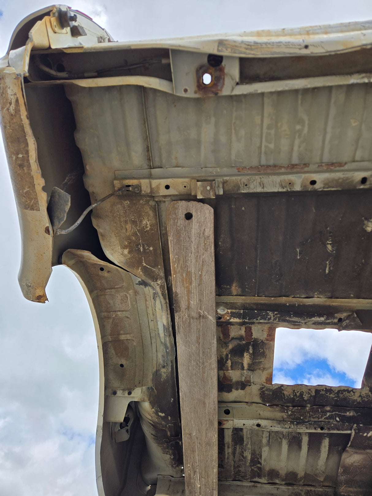 1999-2010 Ford F250 F350 Super Duty 6' 9" Short Truck