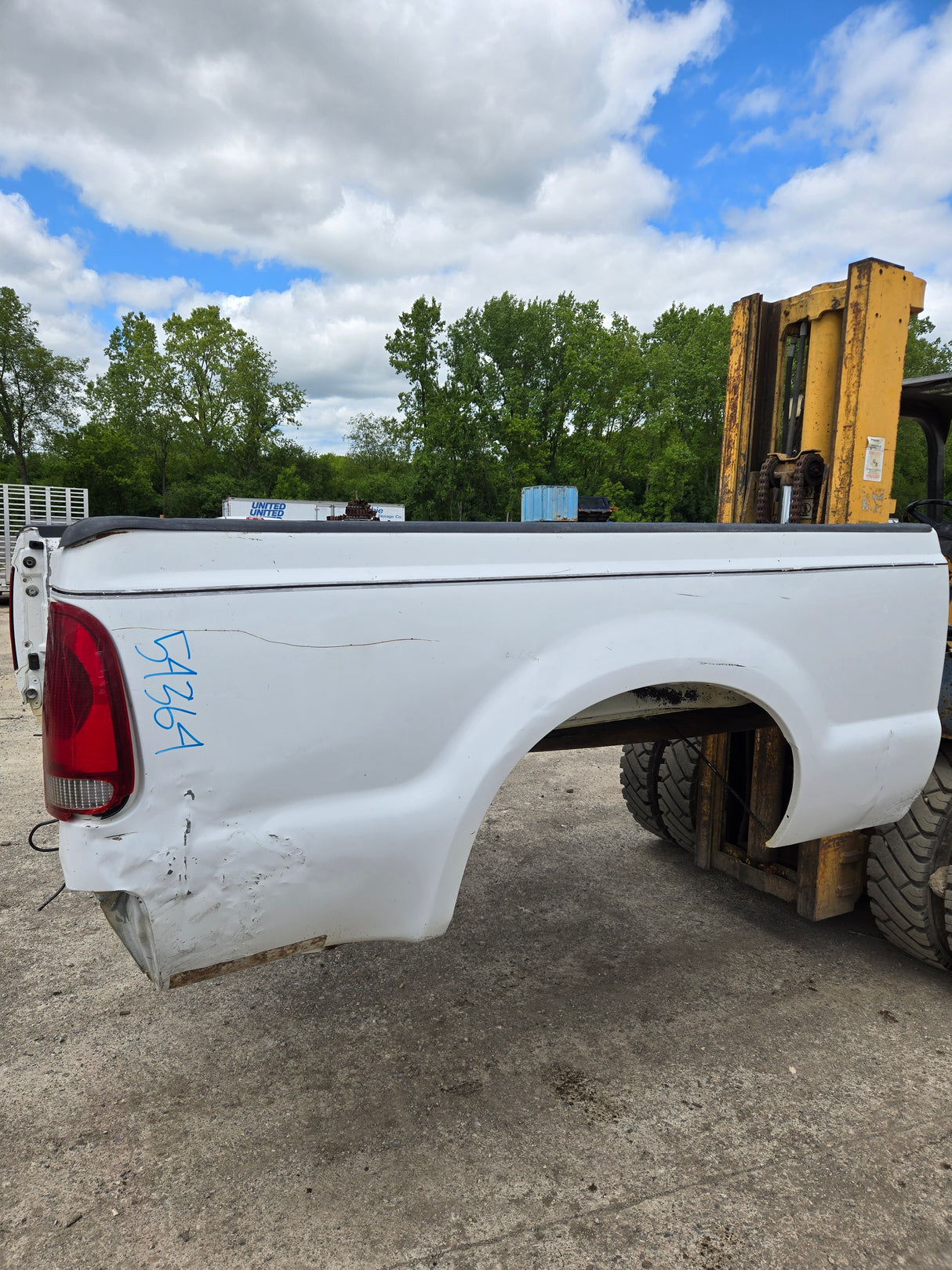 1999-2010 Ford F250 F350 Super Duty 6' 9" Short Truck