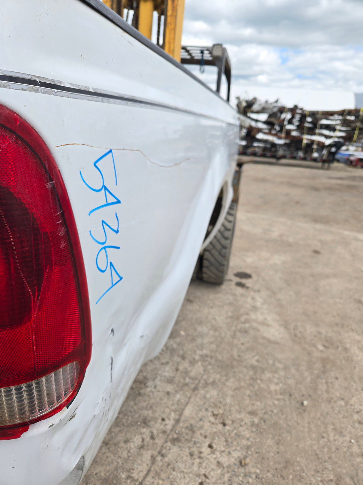 1999-2010 Ford F250 F350 Super Duty 6' 9" Short Truck