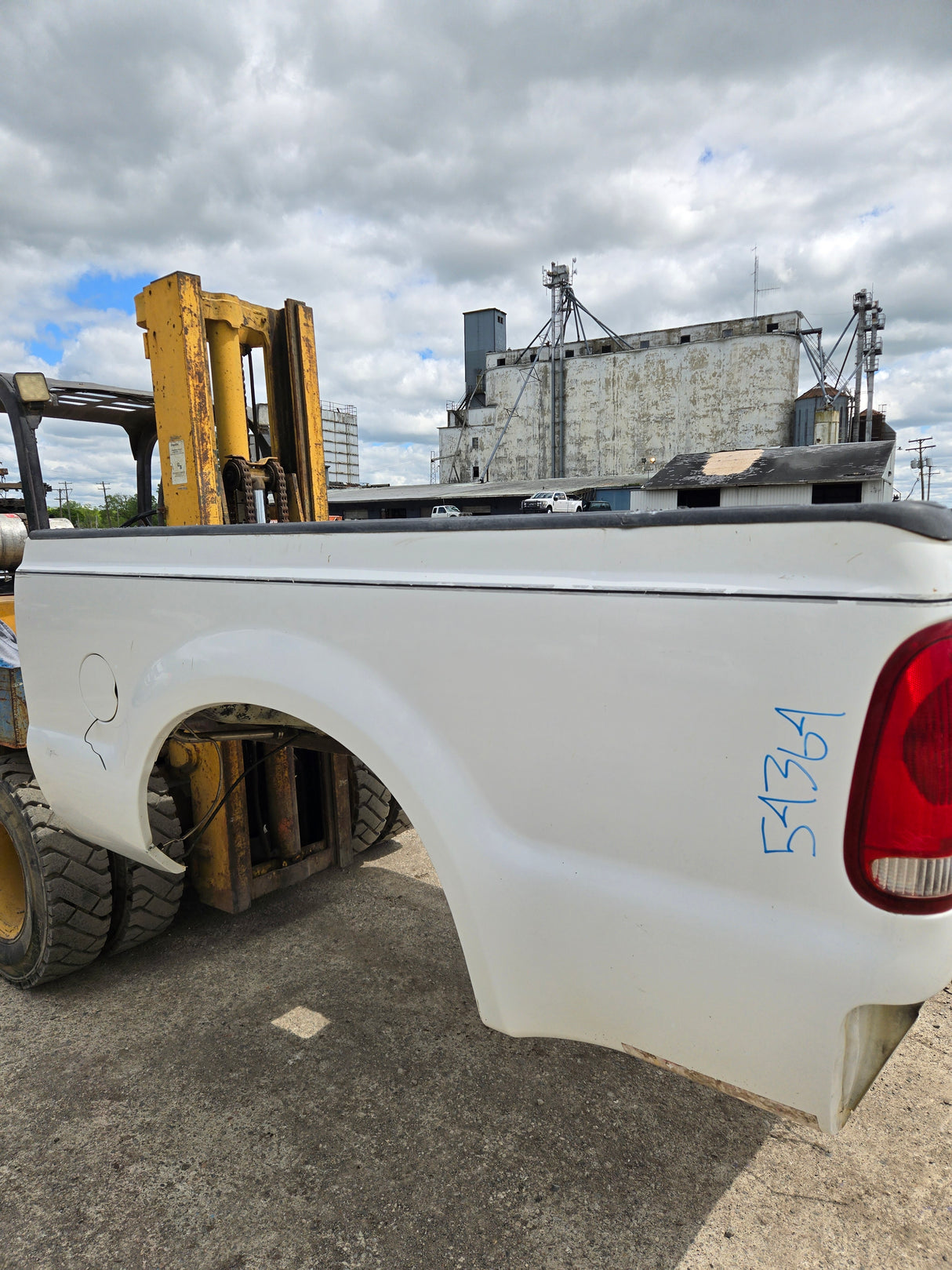 1999-2010 Ford F250 F350 Super Duty 6' 9" Short Truck