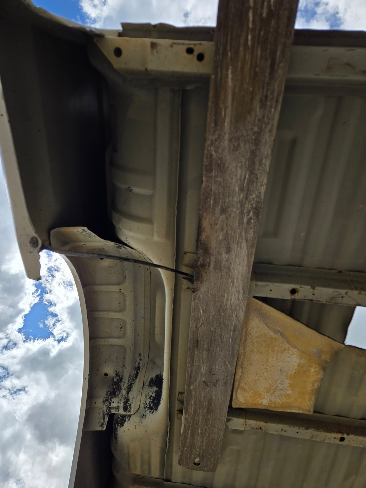 1999-2010 Ford F250 F350 Super Duty 6' 9" Short Truck