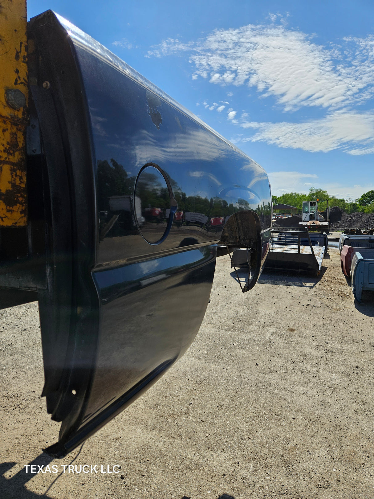 1999-2007 Chevrolet Silverado / GMC Sierra 6' 6" Short Truck Bed