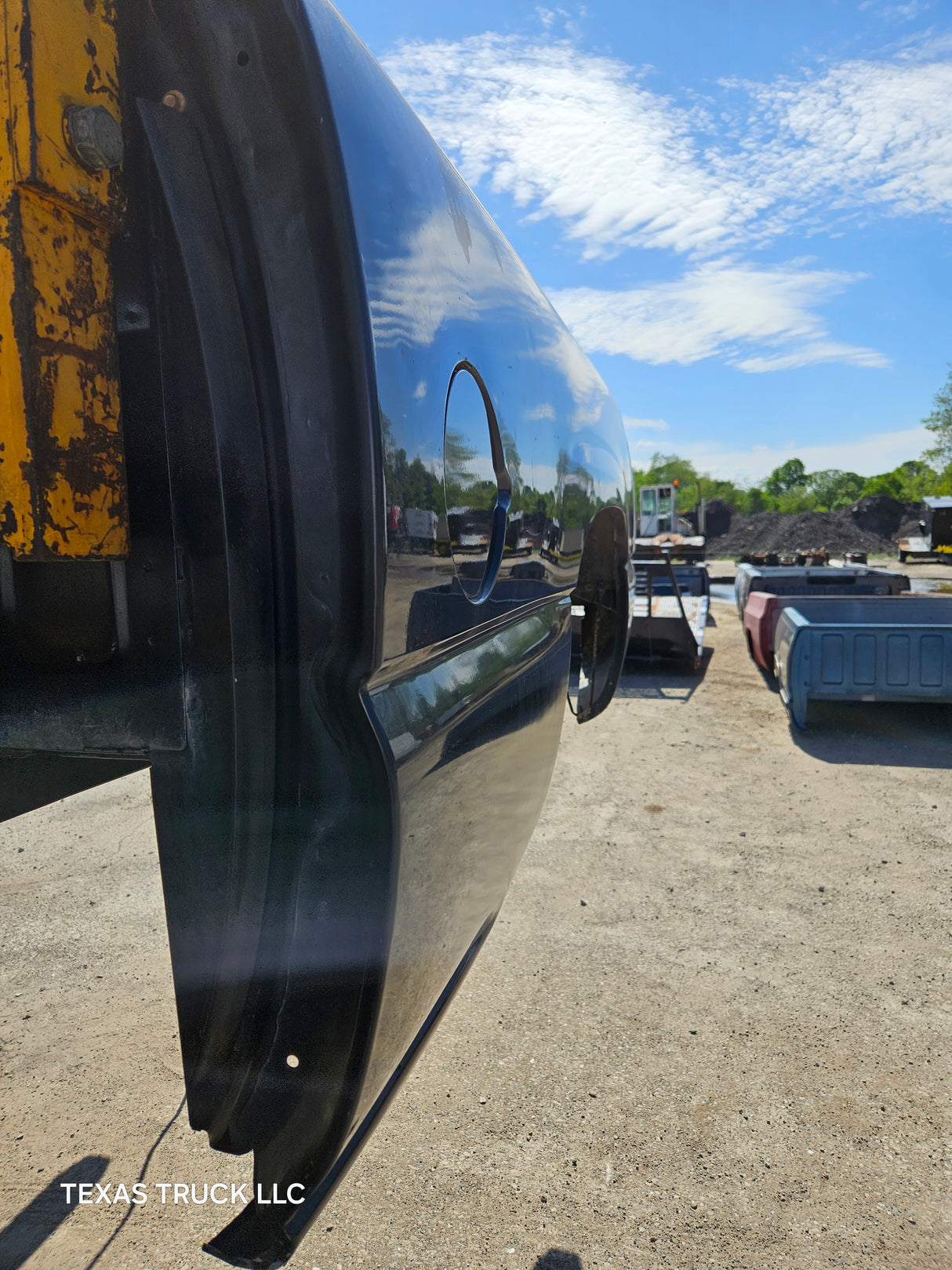 1999-2007 Chevrolet Silverado / GMC Sierra 6' 6" Short Truck Bed