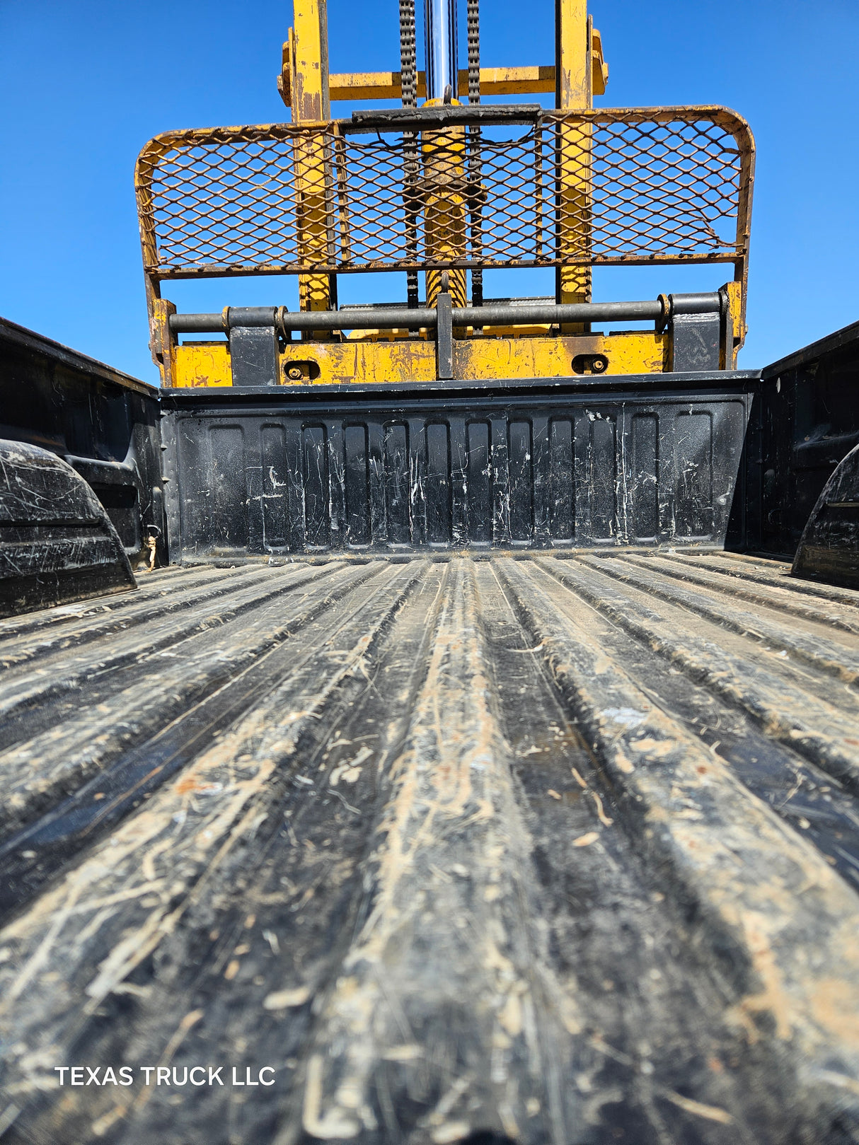 1999-2007 Chevrolet Silverado / GMC Sierra 6' 6" Short Truck Bed