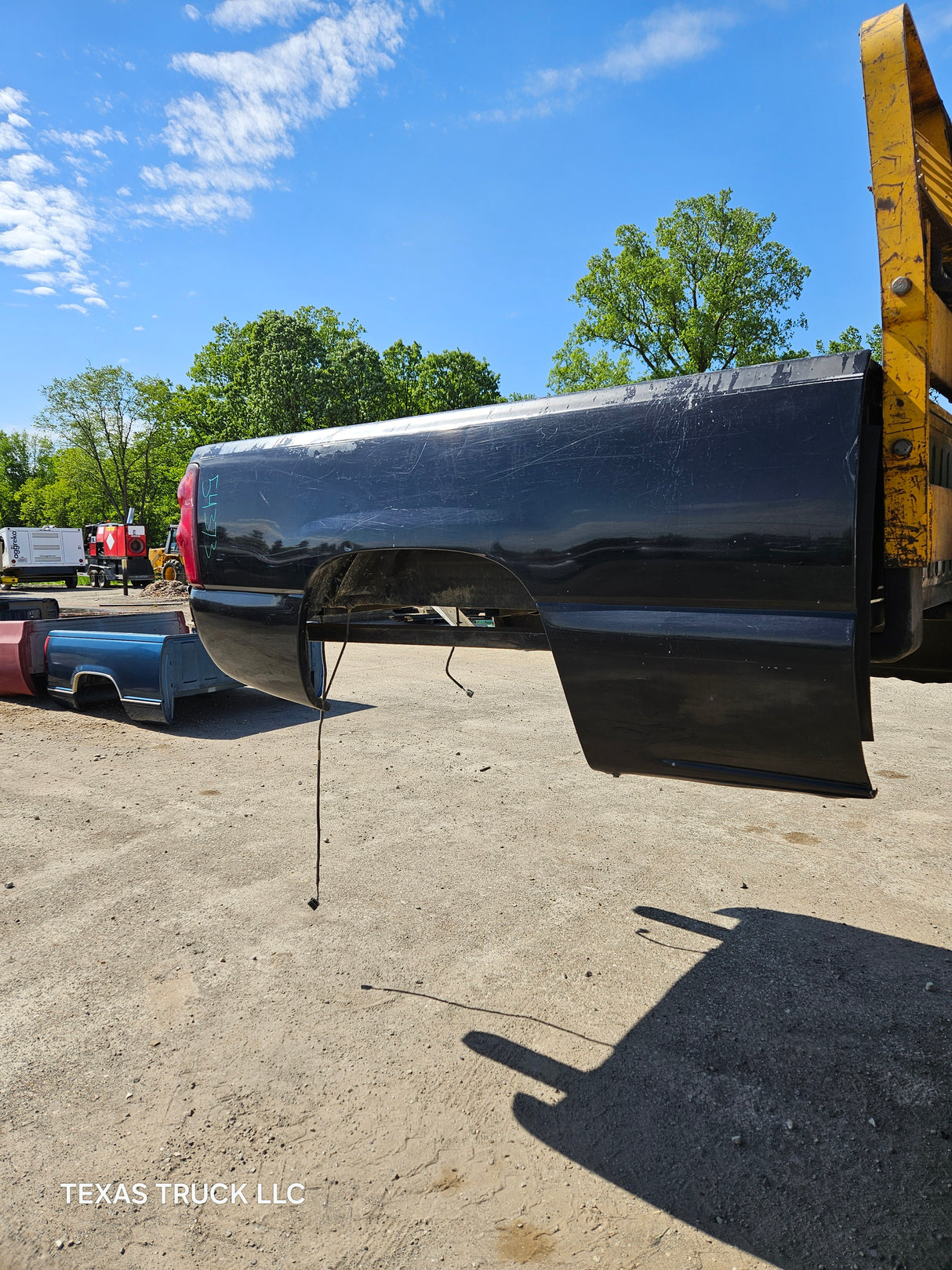 1999-2007 Chevrolet Silverado / GMC Sierra 6' 6" Short Truck Bed