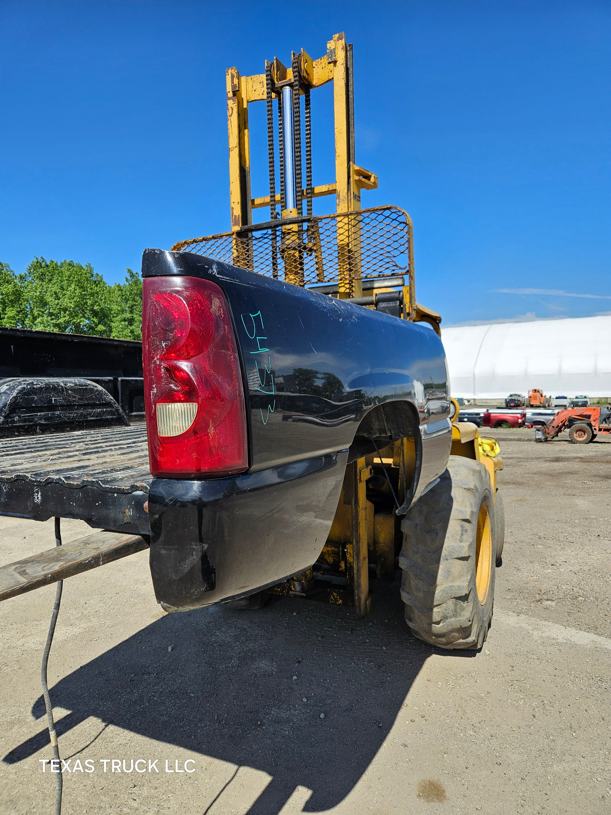 1999-2007 Chevrolet Silverado / GMC Sierra 6' 6" Short Truck Bed