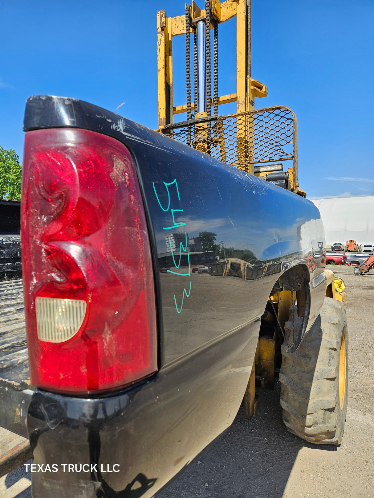 1999-2007 Chevrolet Silverado / GMC Sierra 6' 6" Short Truck Bed