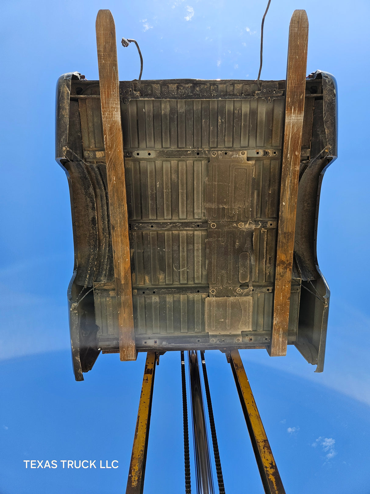 1999-2007 Chevrolet Silverado / GMC Sierra 6' 6" Short Truck Bed