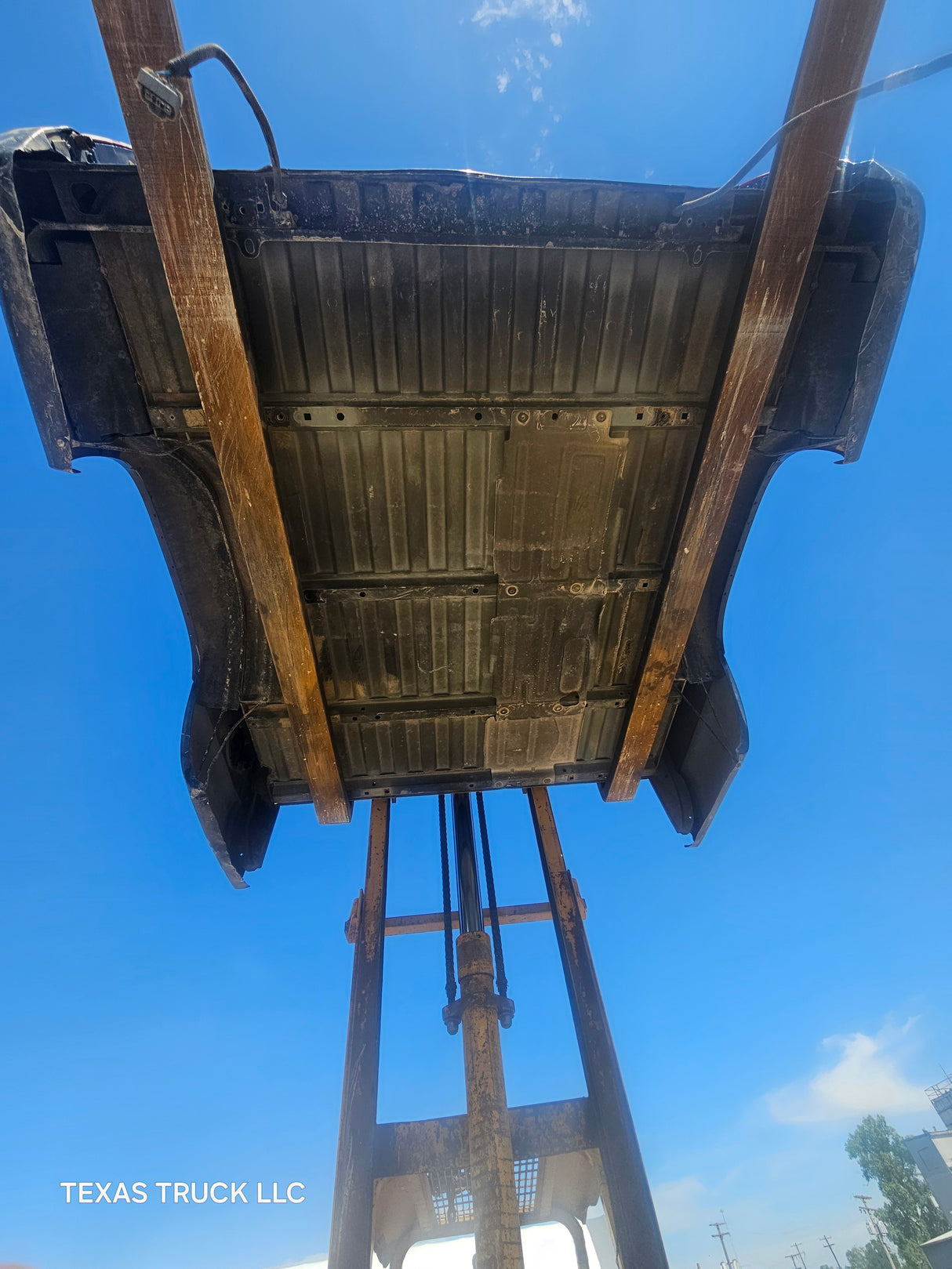 1999-2007 Chevrolet Silverado / GMC Sierra 6' 6" Short Truck Bed