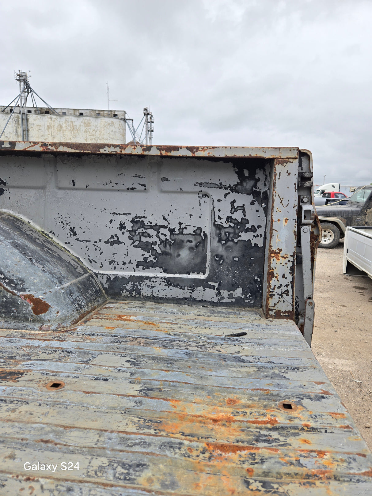 1979-1987 Chevrolet / GMC Square Body 8' Long Bed C10 C15 C20 C25 C35 K10 K15 K20 K25 K35