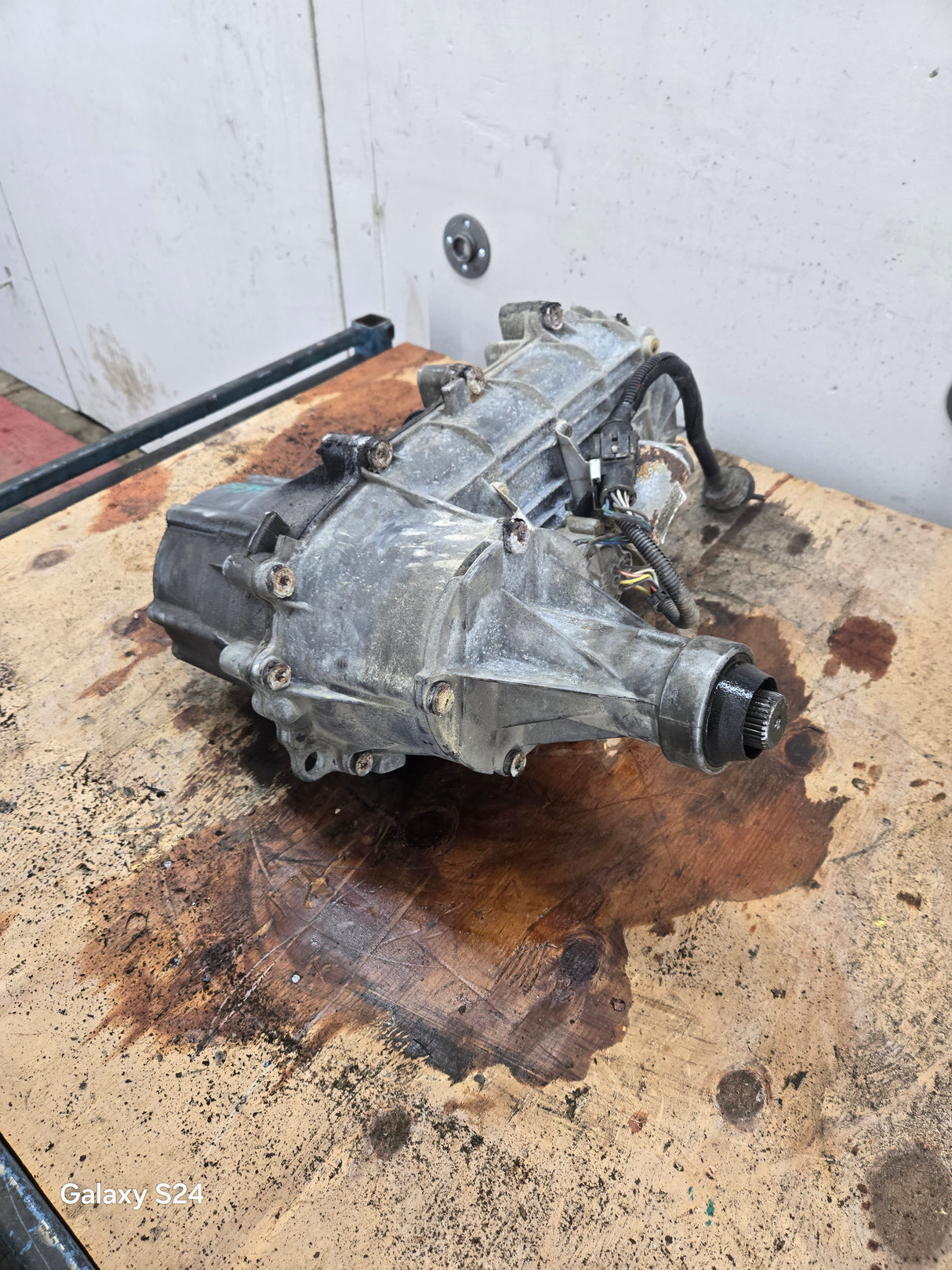 1992-1997 Ford F150 Transfer Case Borg Warner BW1356 Electric Shift