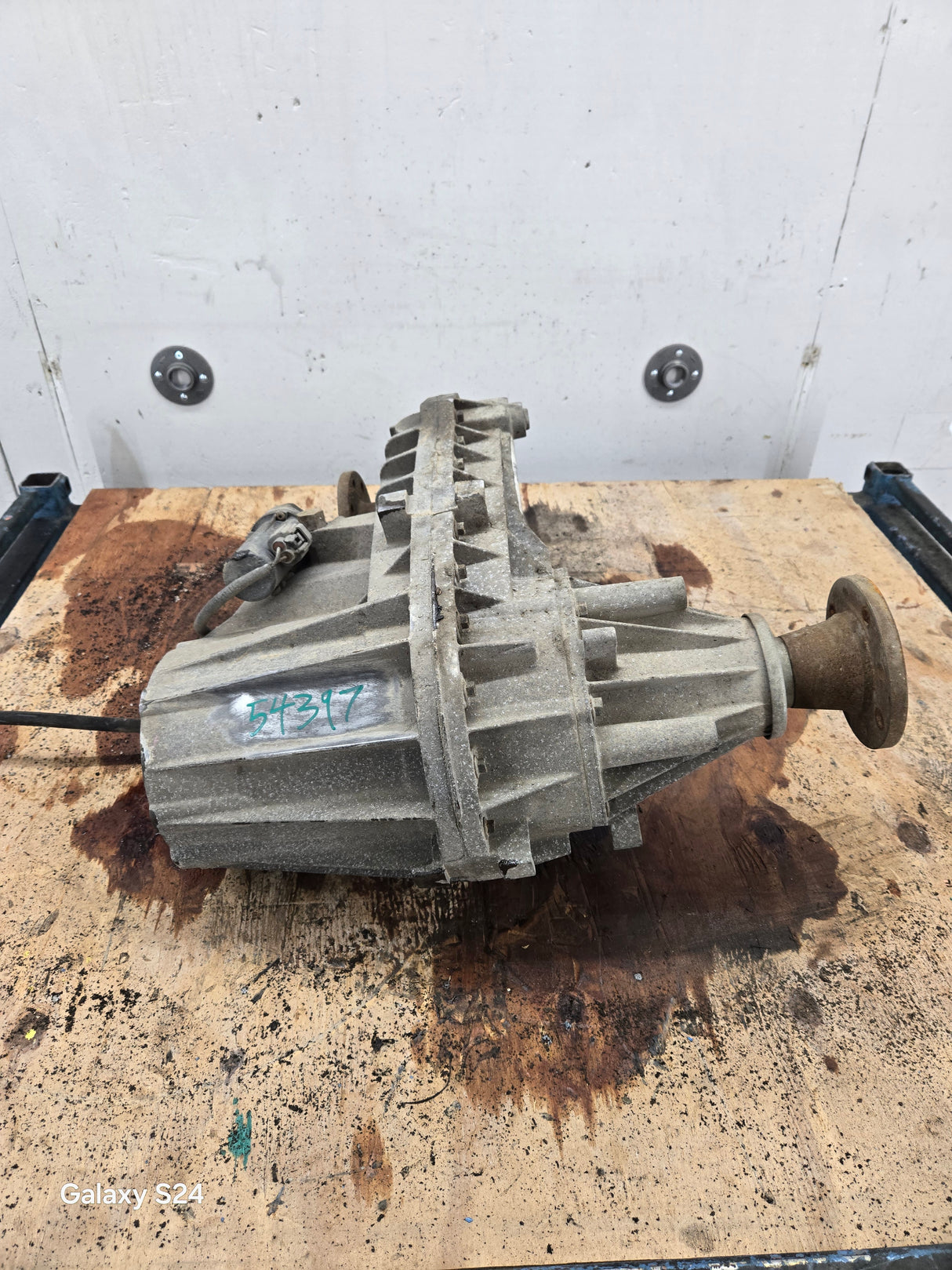 2003-2010 Ford Pickup F250 F350 F450 F550 Super Duty Transfer Case Electric Shift 6.0L 6.4l power stroke, 6.8L v10 triton, 5.4L v8 5r110 7C34 7A195 AB 167k miles