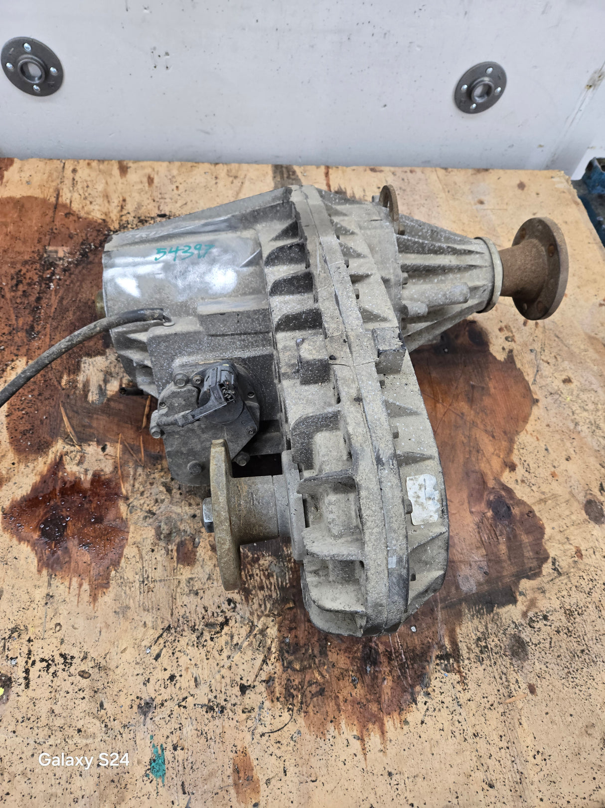 2003-2010 Ford Pickup F250 F350 F450 F550 Super Duty Transfer Case Electric Shift 6.0L 6.4l power stroke, 6.8L v10 triton, 5.4L v8 5r110 7C34 7A195 AB 167k miles