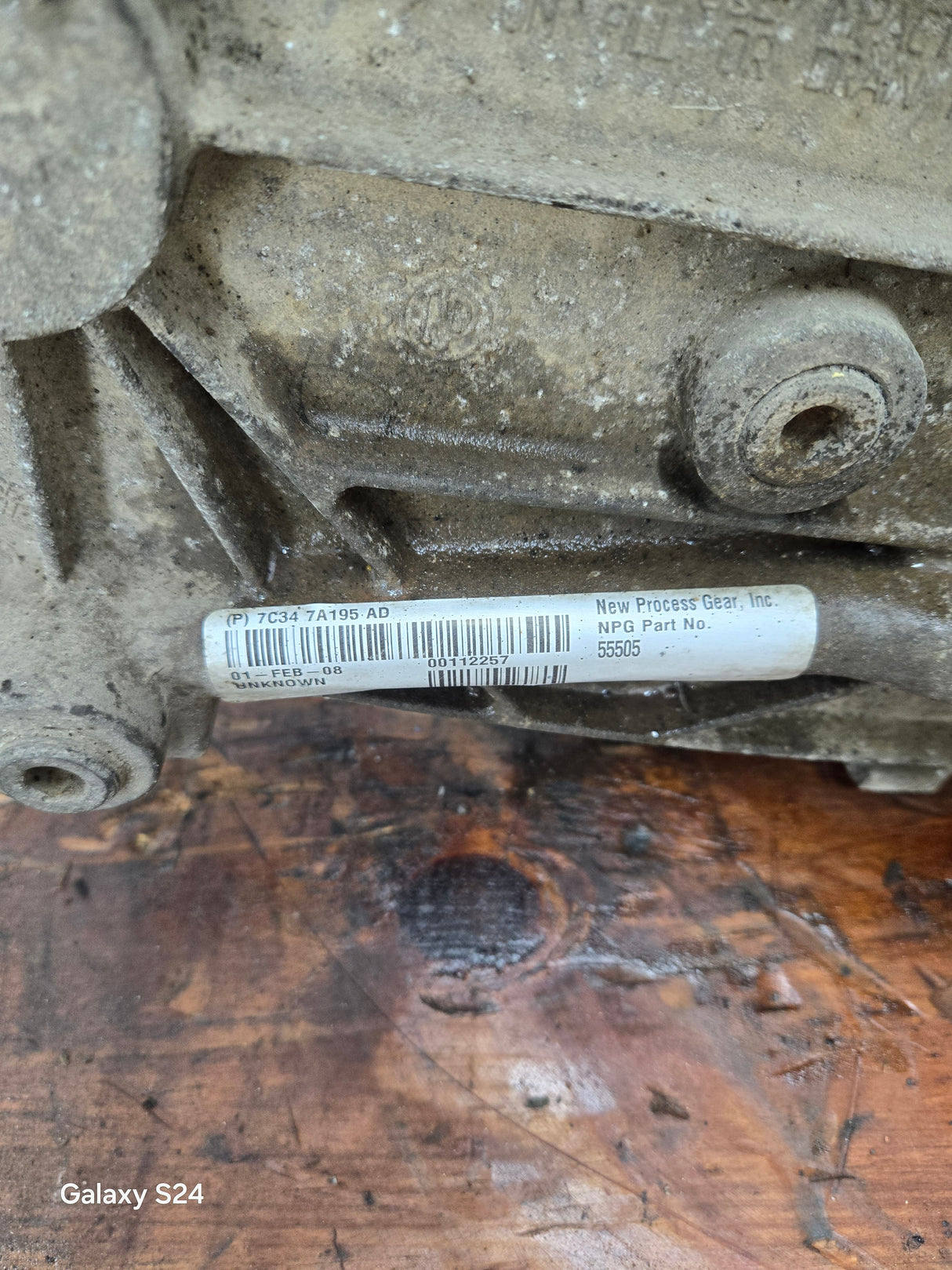 2003-2010 Ford Pickup F250 F350 F450 F550 Super Duty Transfer Case Electric Shift 6.0L 6.4l power stroke, 6.8L v10 triton, 5.4L v8 5r110 7C34 7A195 AB 167k miles