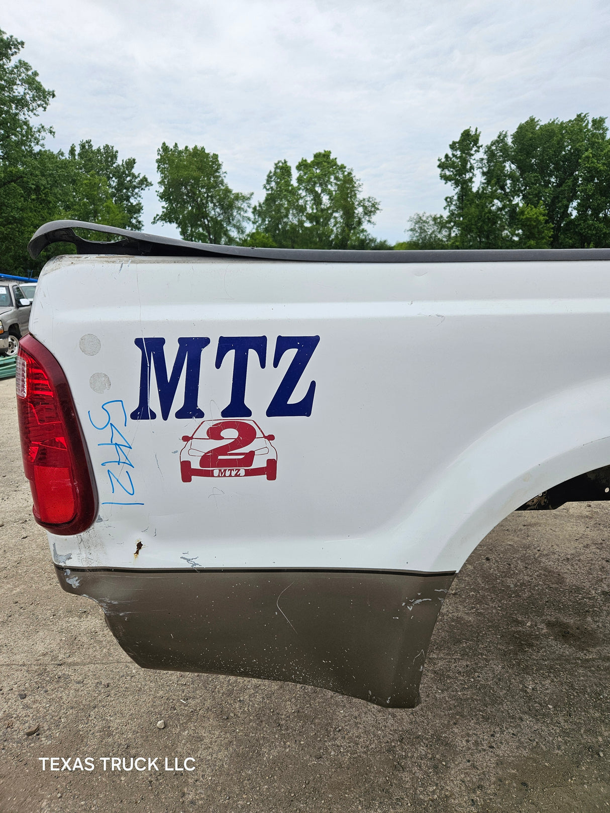 1999-2010 Ford Super Duty F250 F350 6' 9" Short Truck Bed