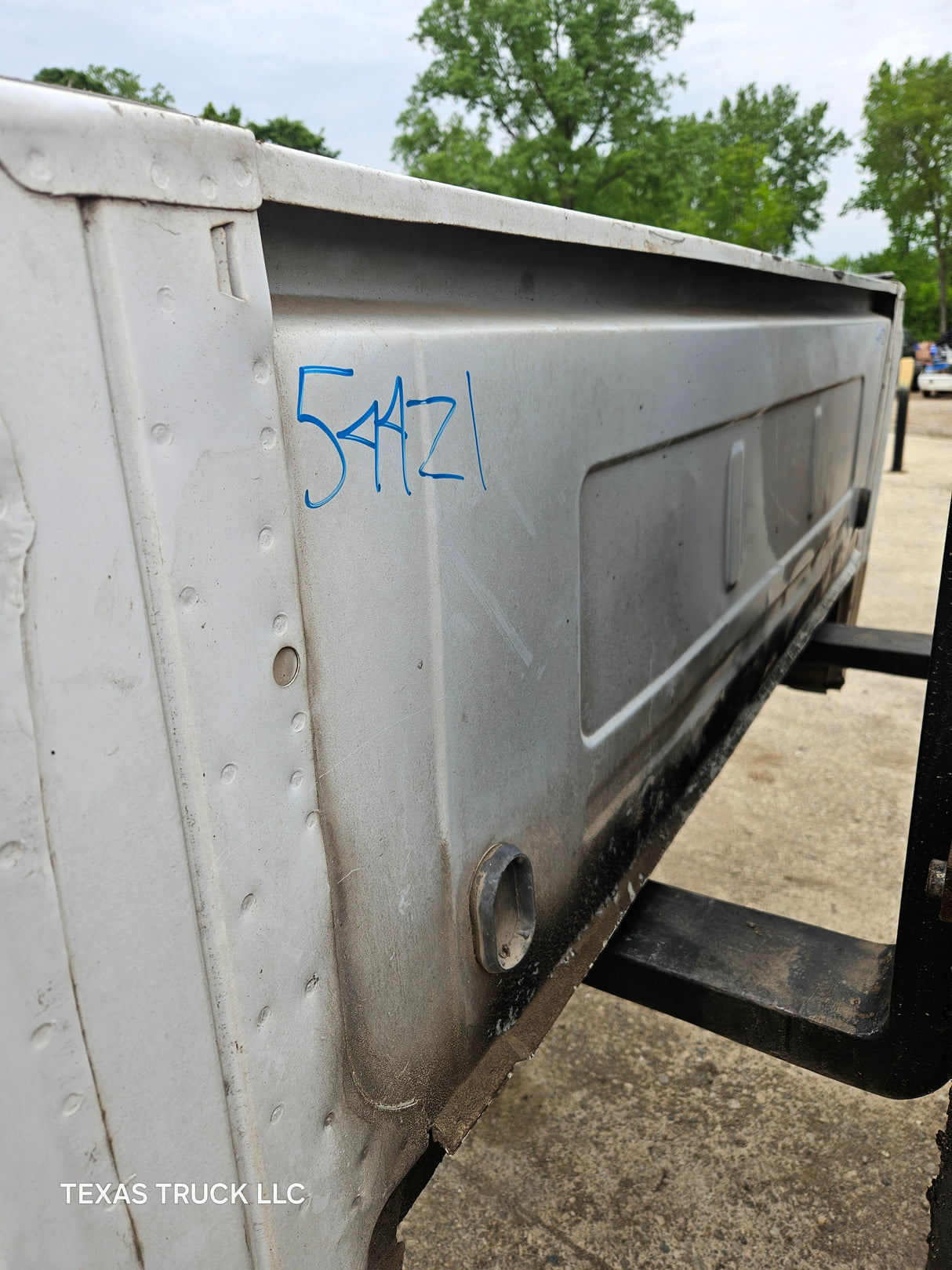 1999-2010 Ford Super Duty F250 F350 6' 9" Short Truck Bed