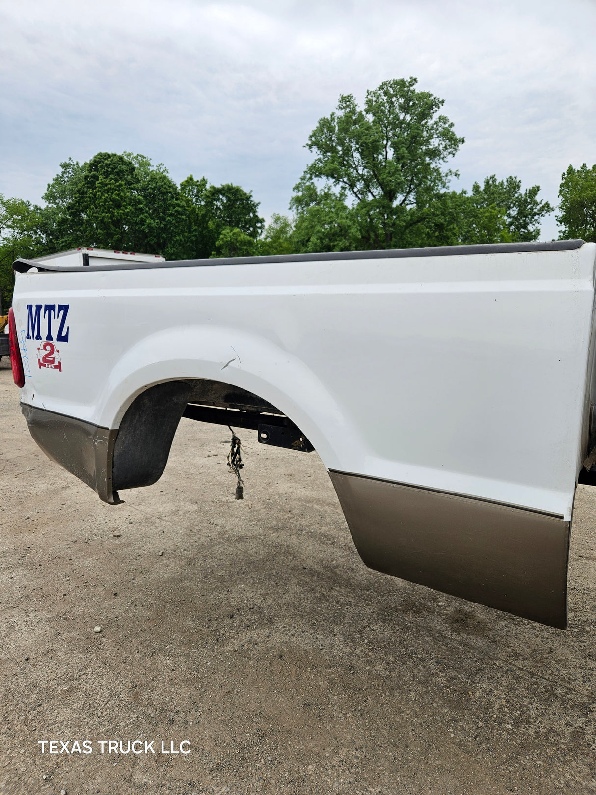 1999-2010 Ford Super Duty F250 F350 6' 9" Short Truck Bed