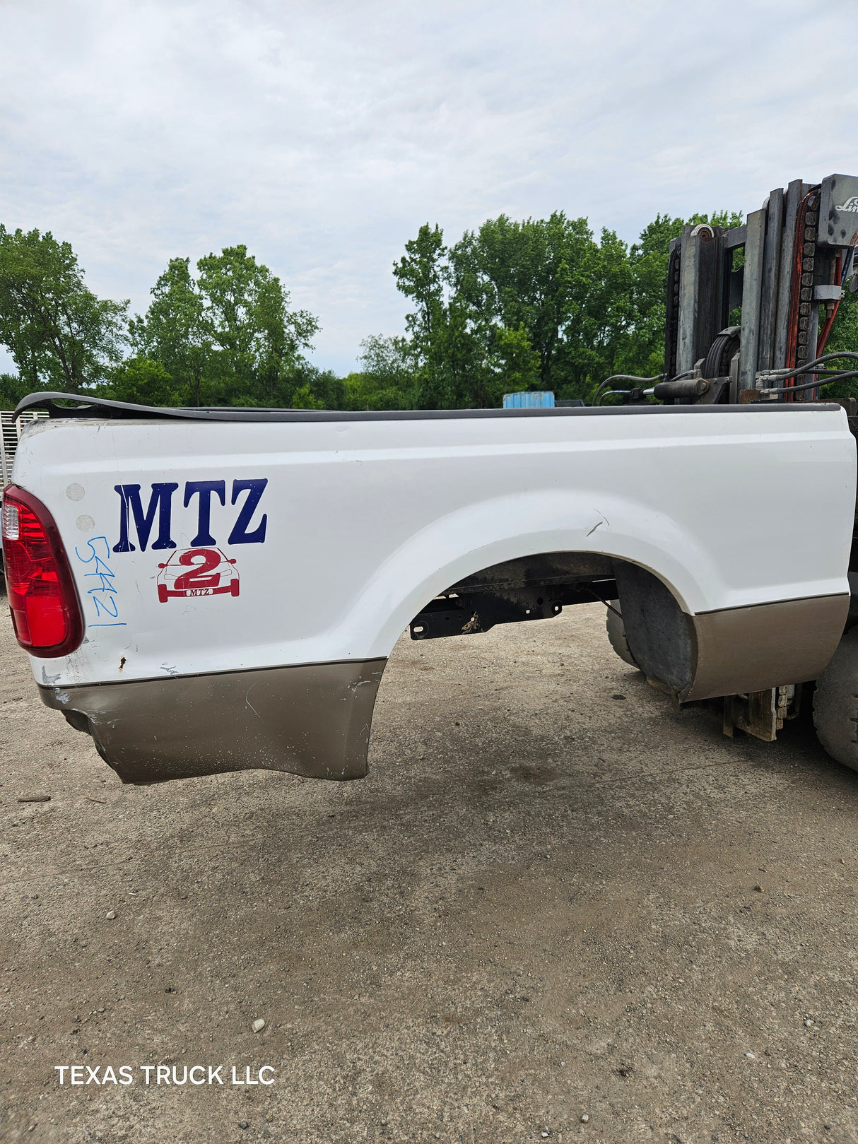 1999-2010 Ford Super Duty F250 F350 6' 9" Short Truck Bed