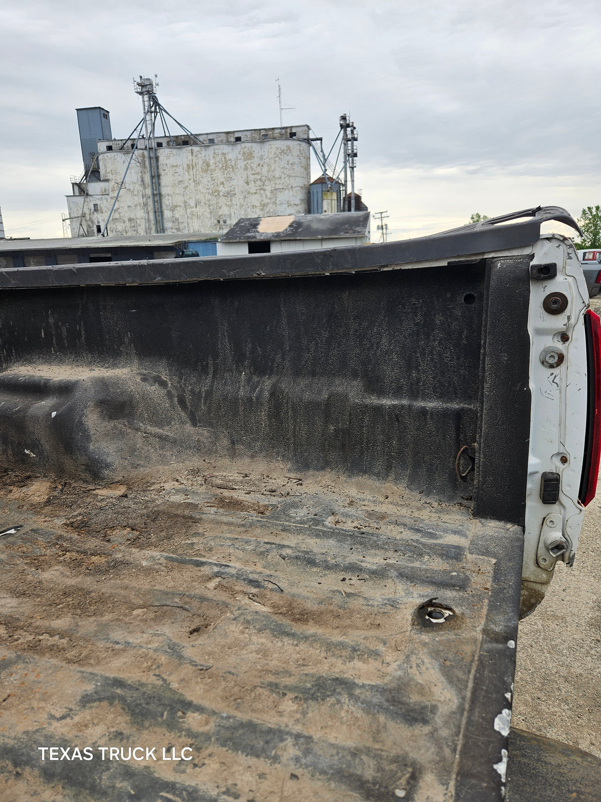 1999-2010 Ford Super Duty F250 F350 6' 9" Short Truck Bed