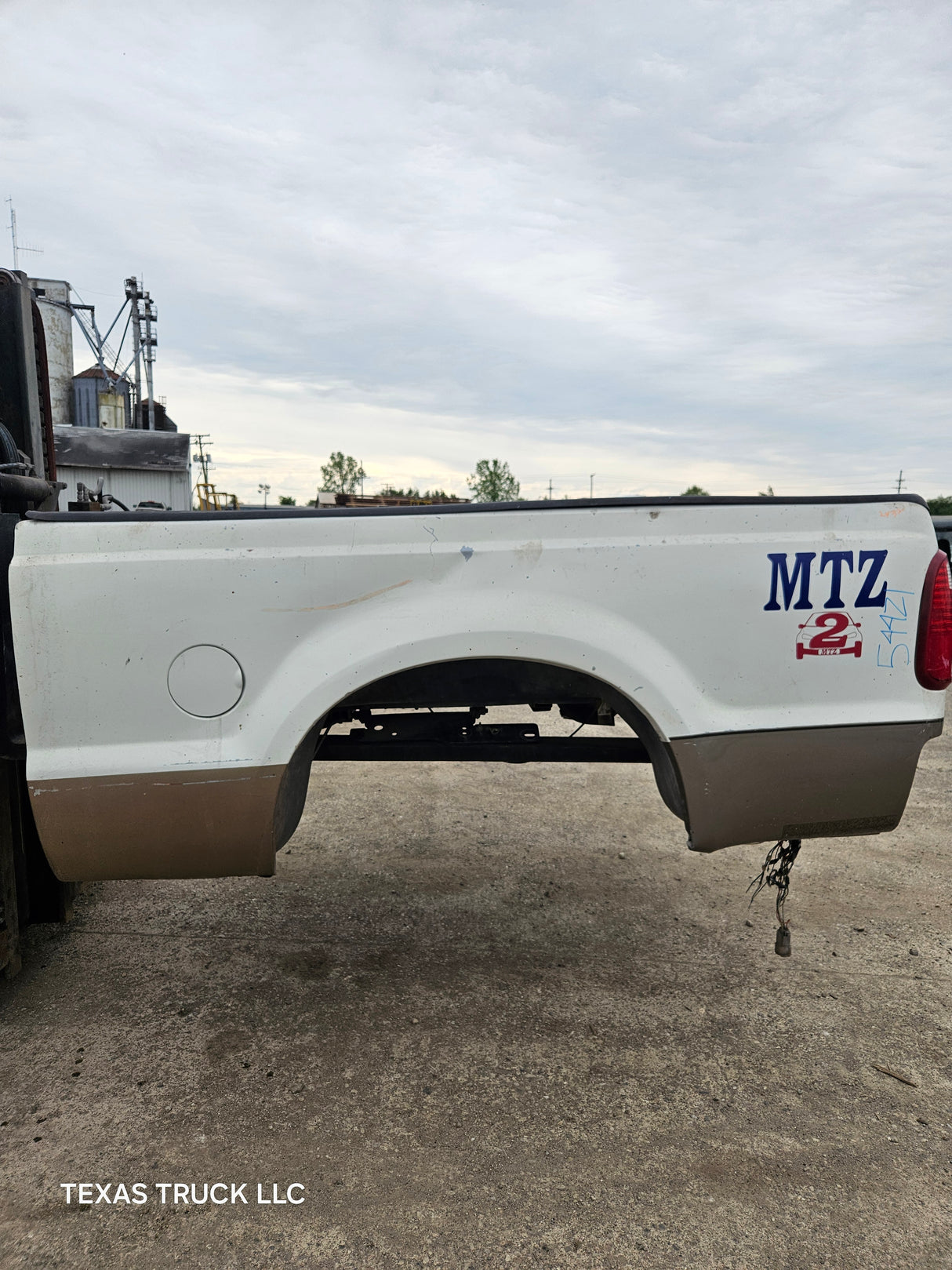 1999-2010 Ford Super Duty F250 F350 6' 9" Short Truck Bed