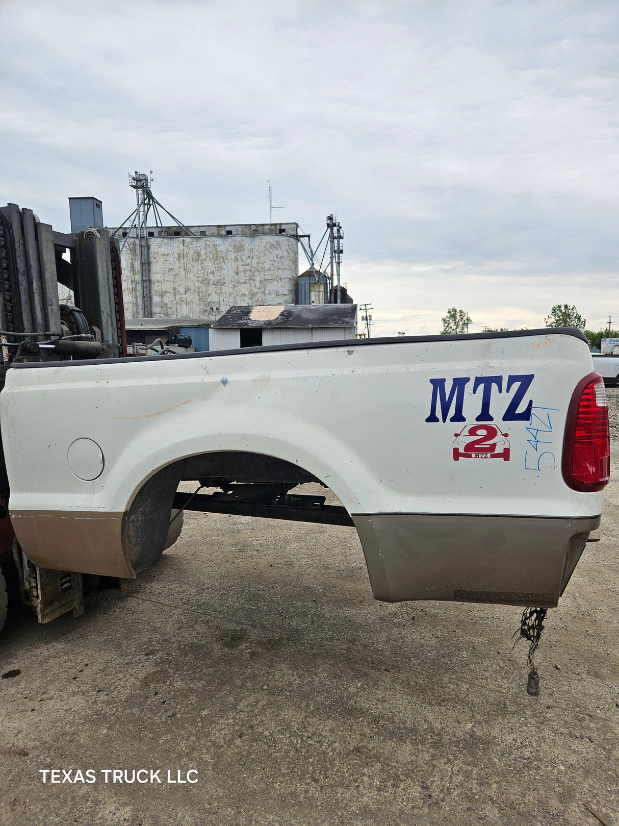 1999-2010 Ford Super Duty F250 F350 6' 9" Short Truck Bed