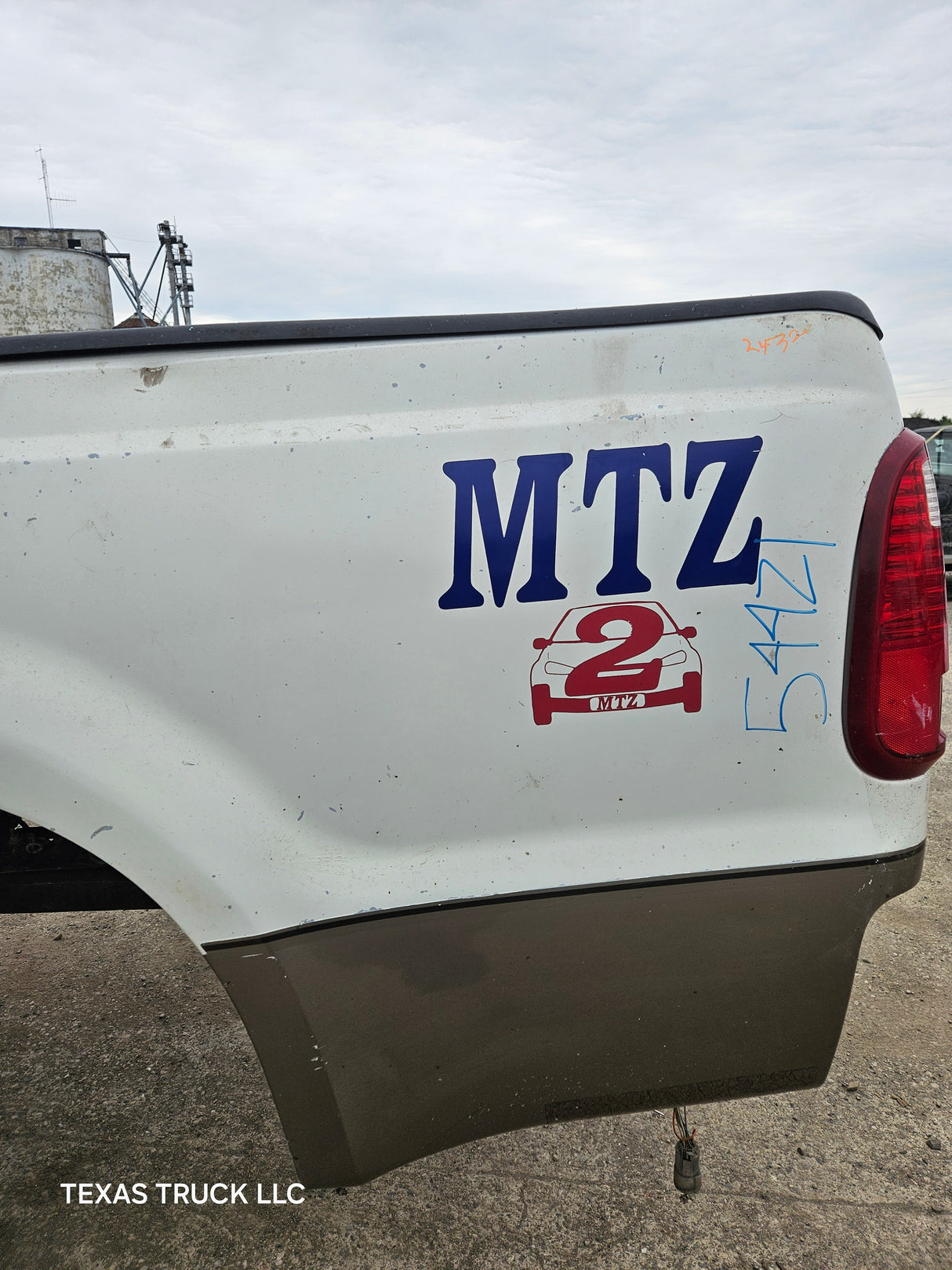 1999-2010 Ford Super Duty F250 F350 6' 9" Short Truck Bed