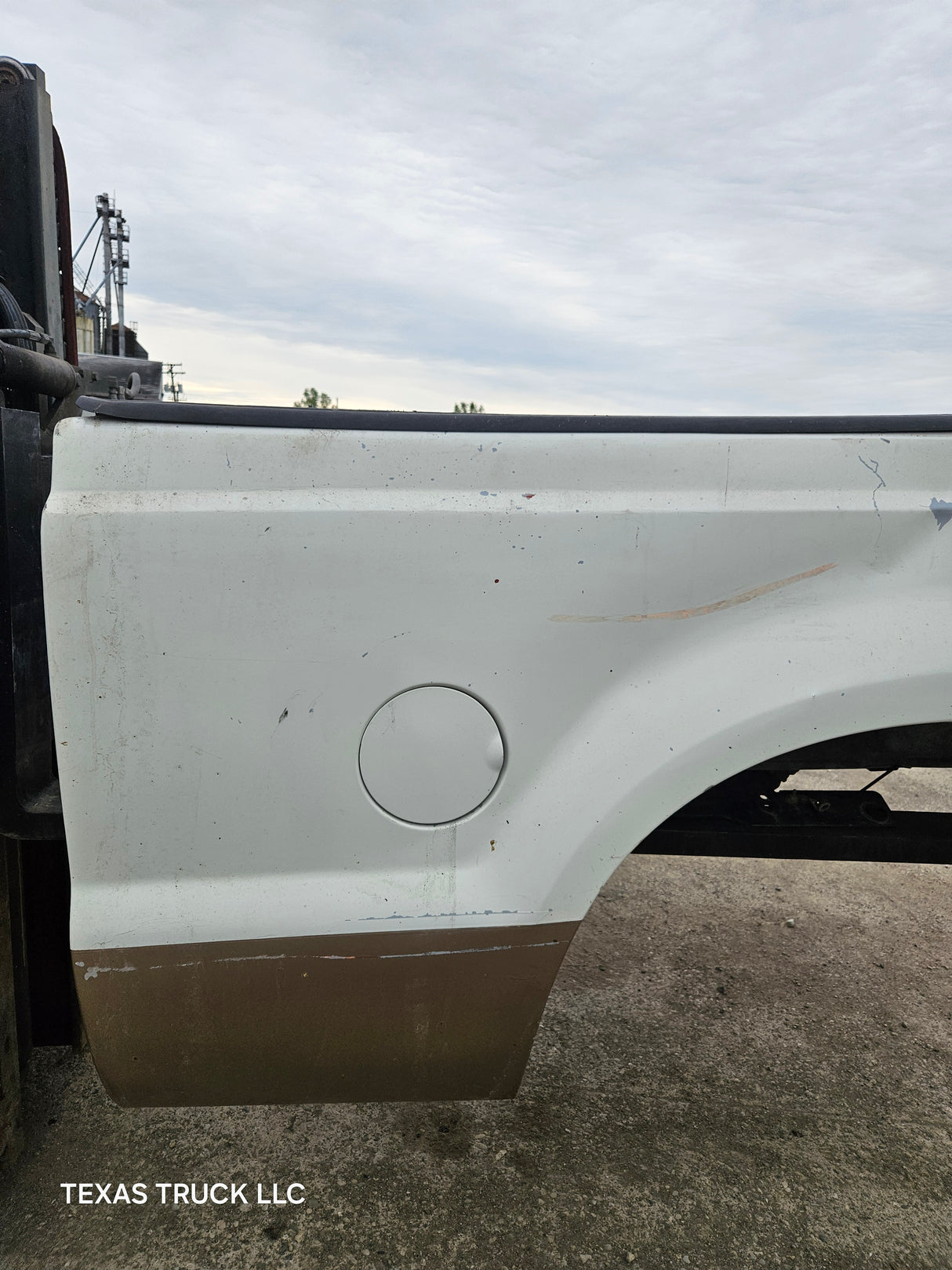 1999-2010 Ford Super Duty F250 F350 6' 9" Short Truck Bed