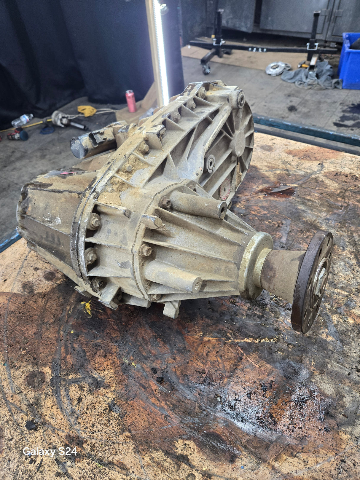 2003-2010 Ford Pickup F250 F350 F450 F550 Super Duty Transfer Case Electric Shift 6.0L 6.4l power stroke, 6.8L v10 triton, 5.4L v8 5r110 7C34 7A195 AB