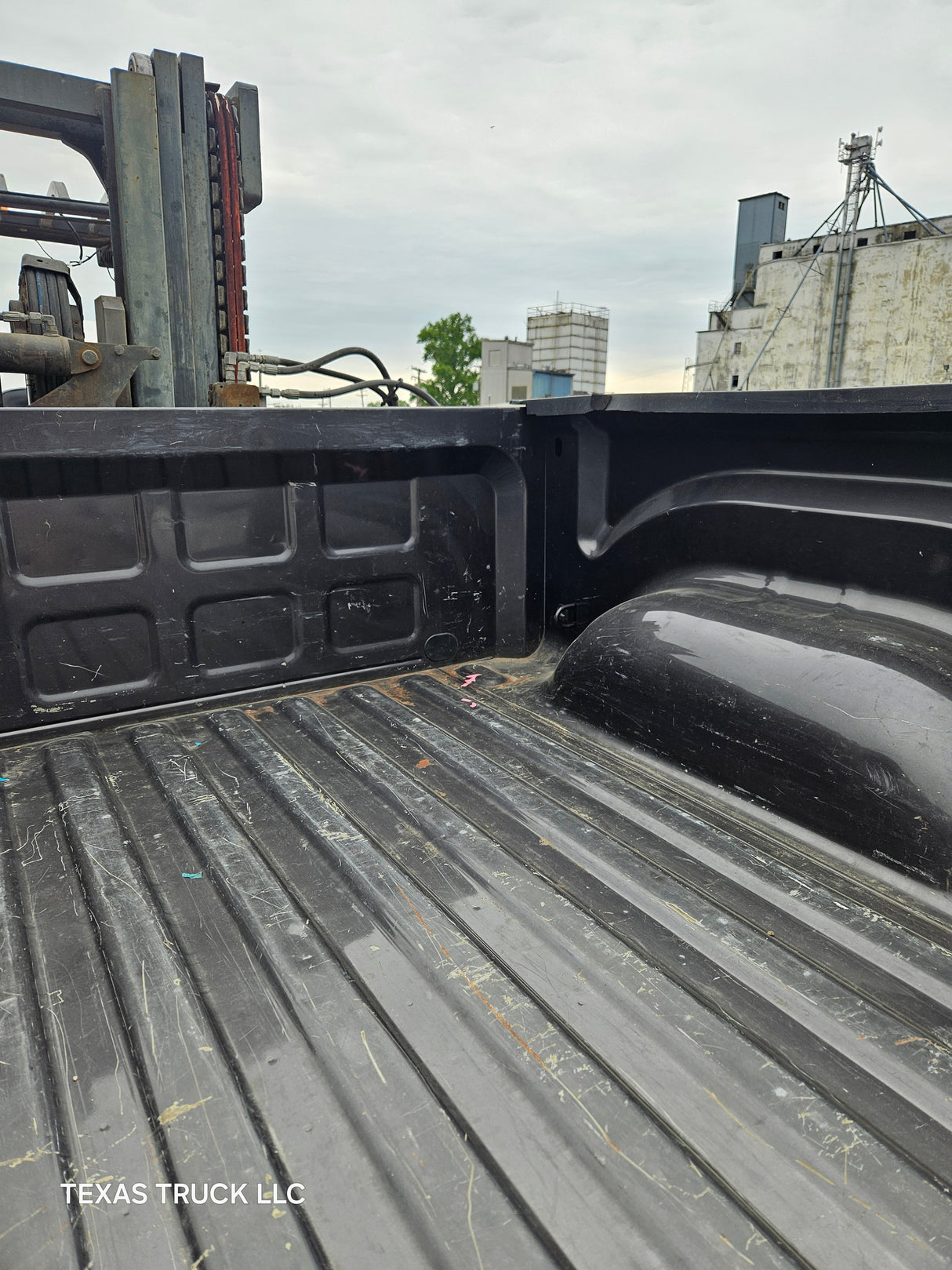 2009-2018 Dodge Ram 1500 4th gen 5' 7" Short Truck Bed