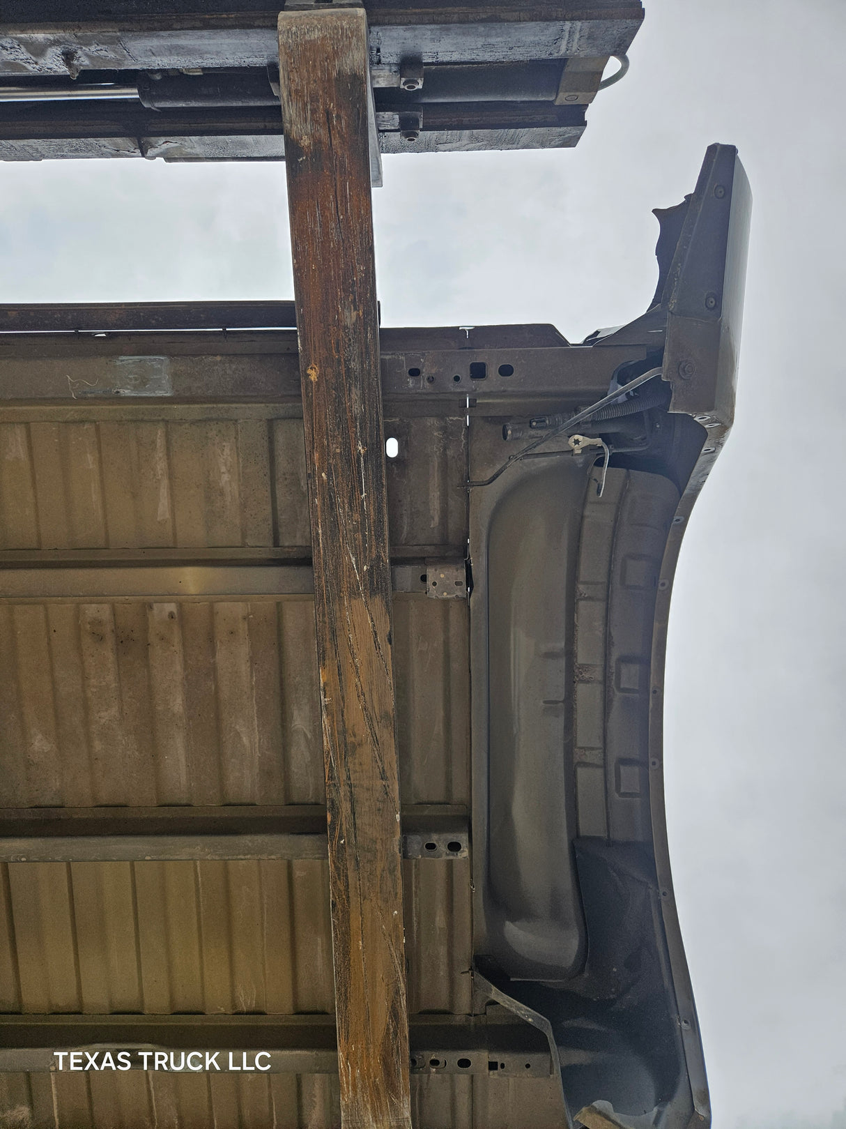 2009-2018 Dodge Ram 1500 4th gen 5' 7" Short Truck Bed