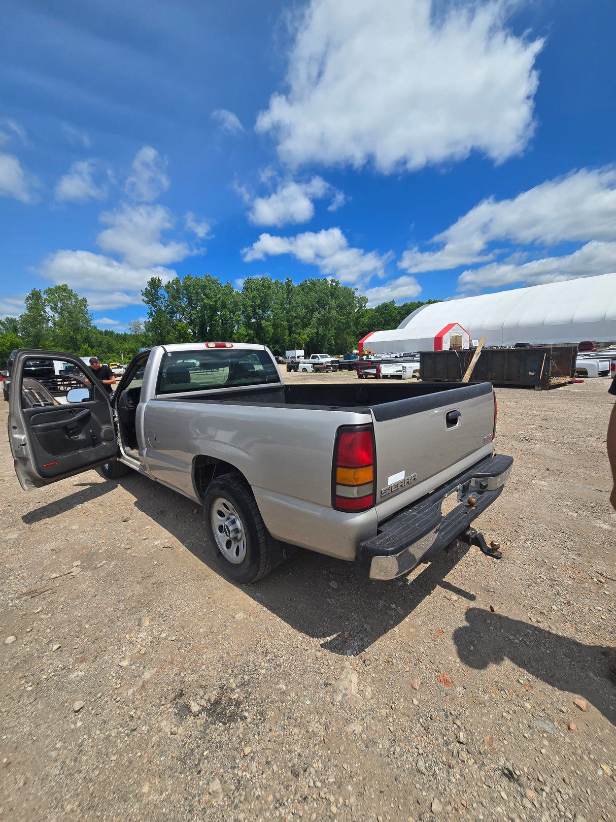 2007 GMC Sierra 1500 - FULL PART OUT