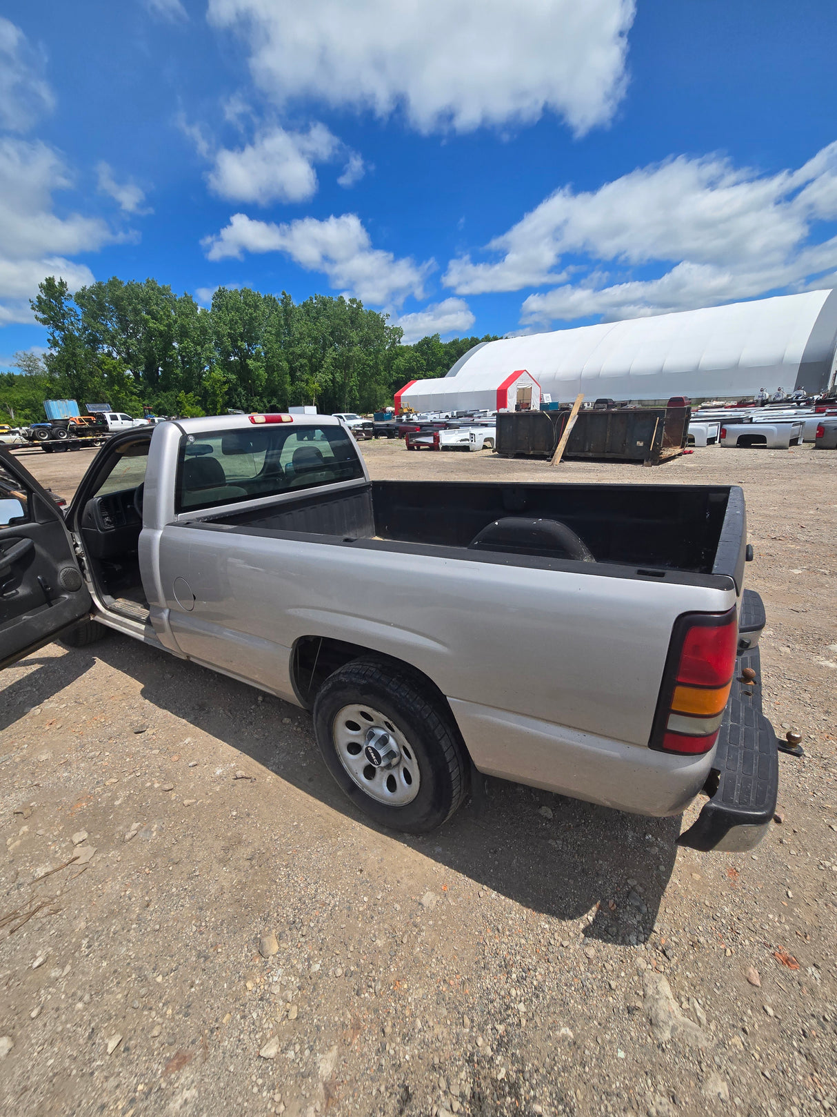 2007 GMC Sierra 1500 - FULL PART OUT