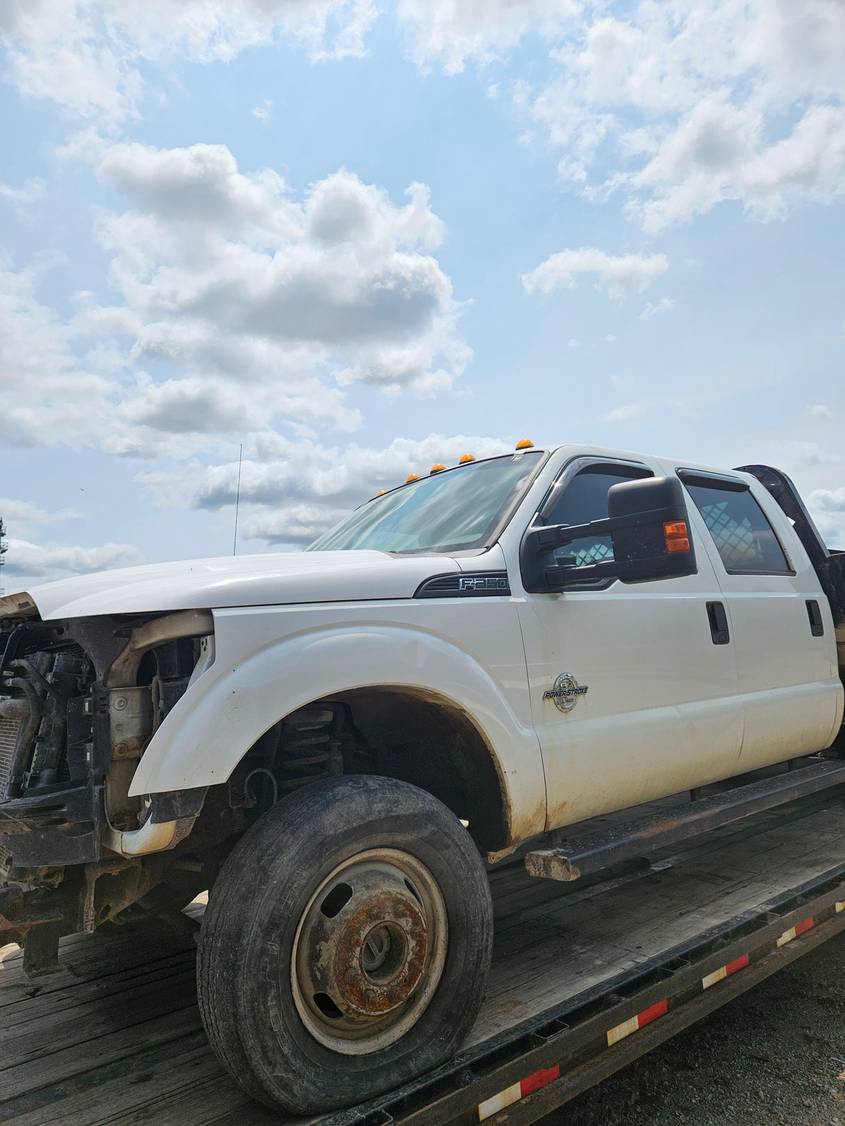 2015 Ford F-350 Super Duty 6.7L Power Stroke 4x4 Dual Rear Wheel - FULL PART OUT