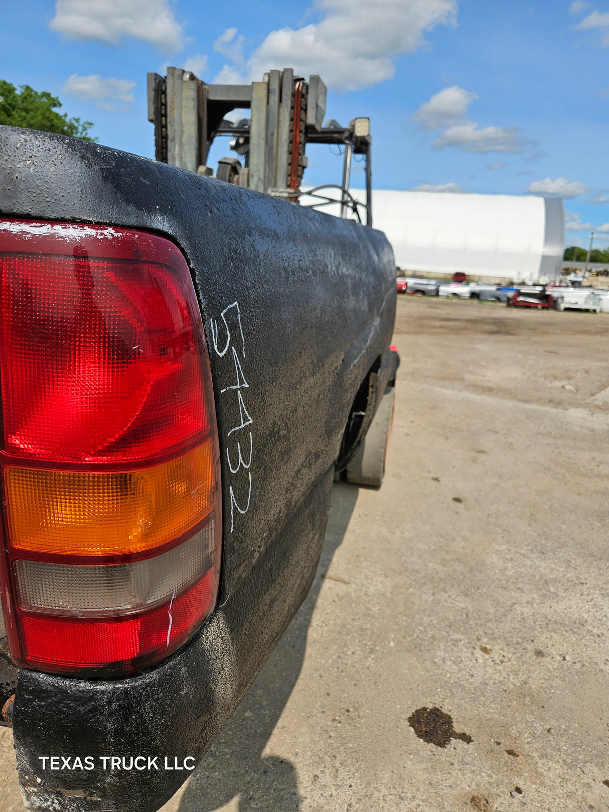 1999-2007 Chevrolet Silverado / GMC Sierra 6' 6" Short Truck Bed