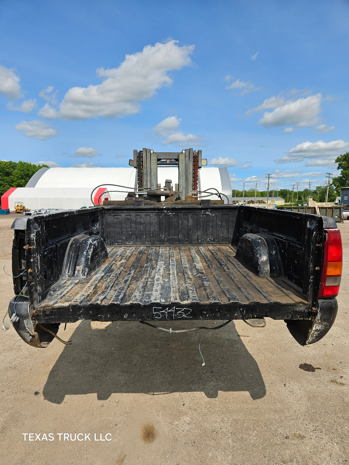 1999-2007 Chevrolet Silverado / GMC Sierra 6' 6" Short Truck Bed