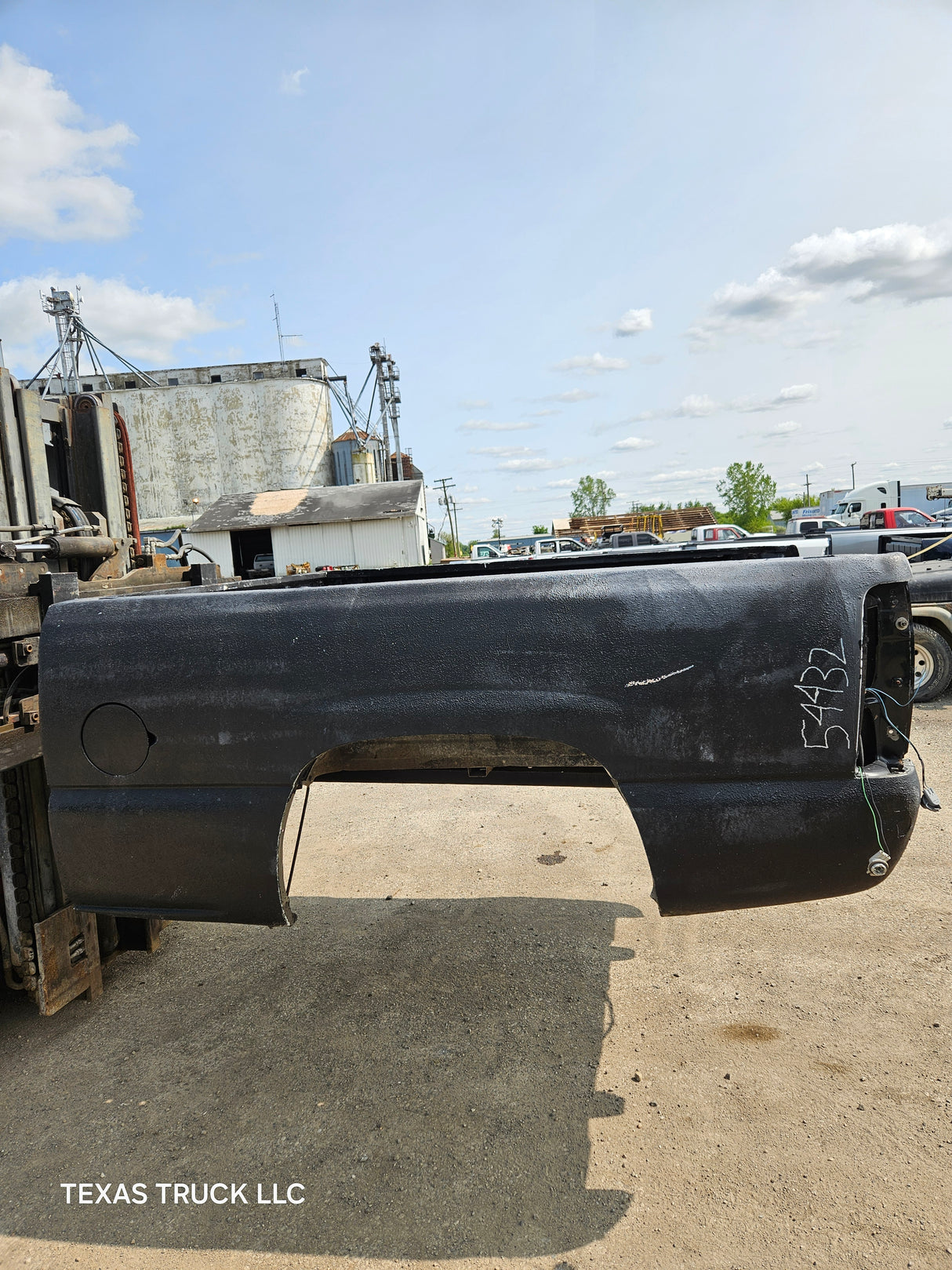 1999-2007 Chevrolet Silverado / GMC Sierra 6' 6" Short Truck Bed