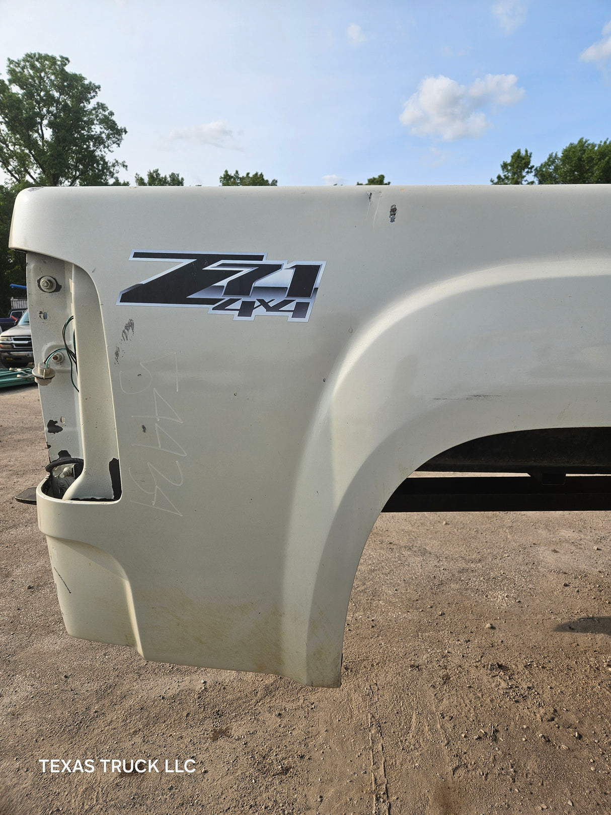 2007-2013 GMC Sierra 1500 5' 8" Short Truck Bed