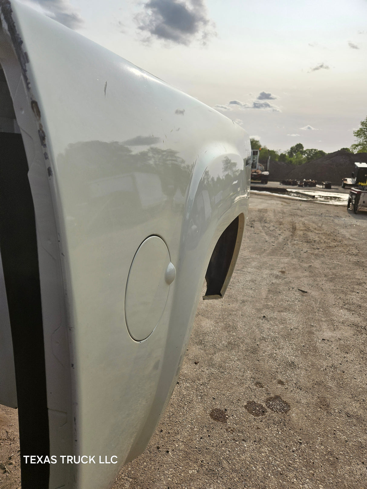 2007-2013 GMC Sierra 1500 5' 8" Short Truck Bed