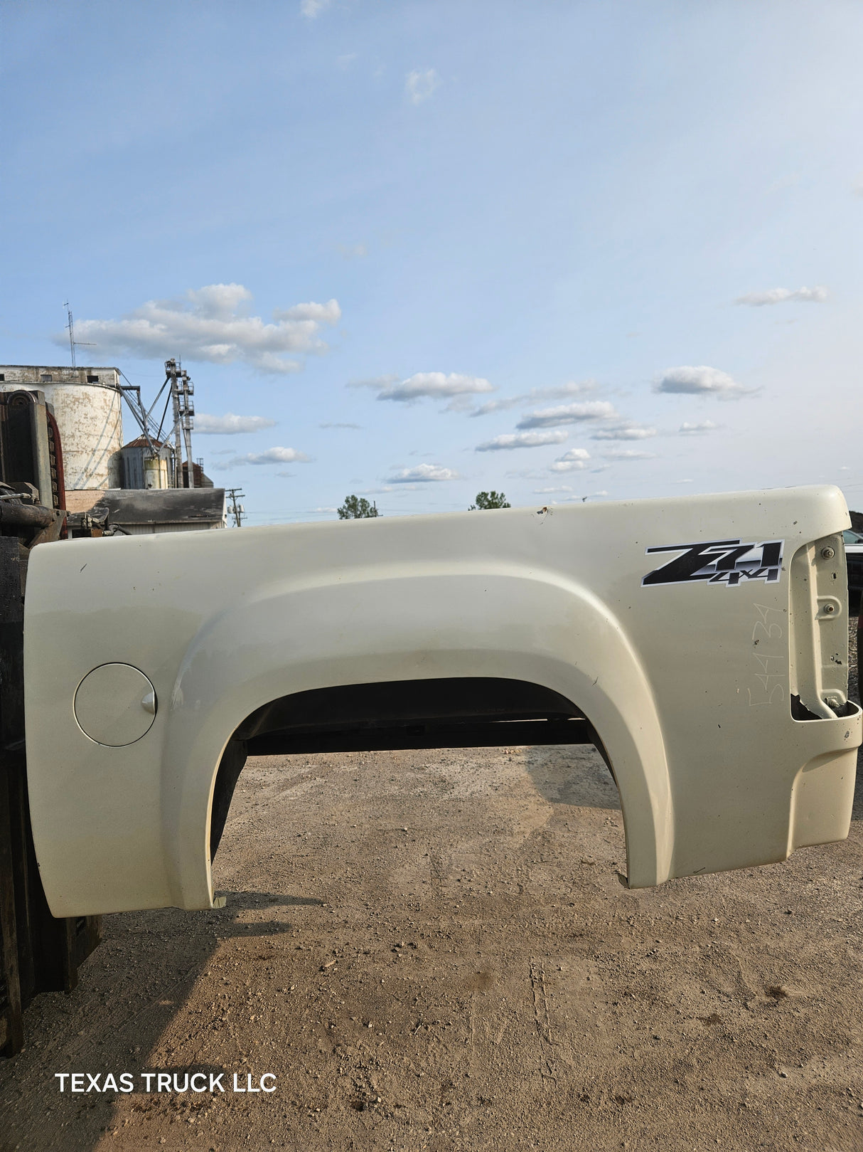 2007-2013 GMC Sierra 1500 5' 8" Short Truck Bed