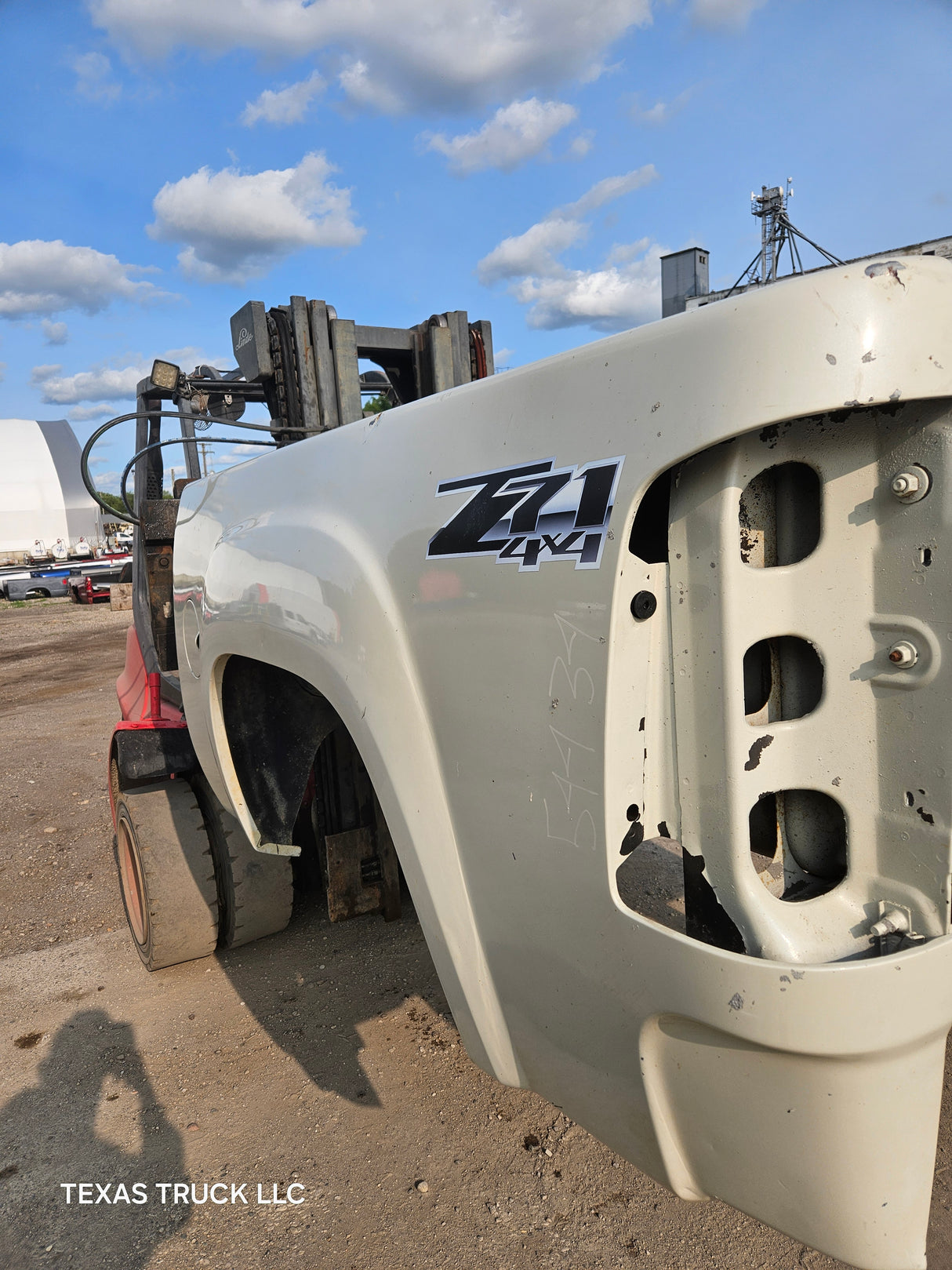 2007-2013 GMC Sierra 1500 5' 8" Short Truck Bed