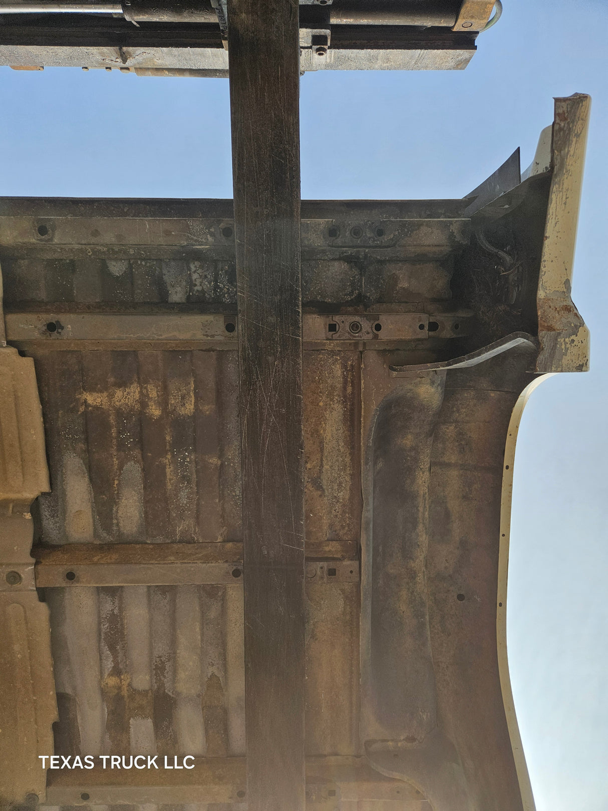 2007-2013 GMC Sierra 1500 5' 8" Short Truck Bed