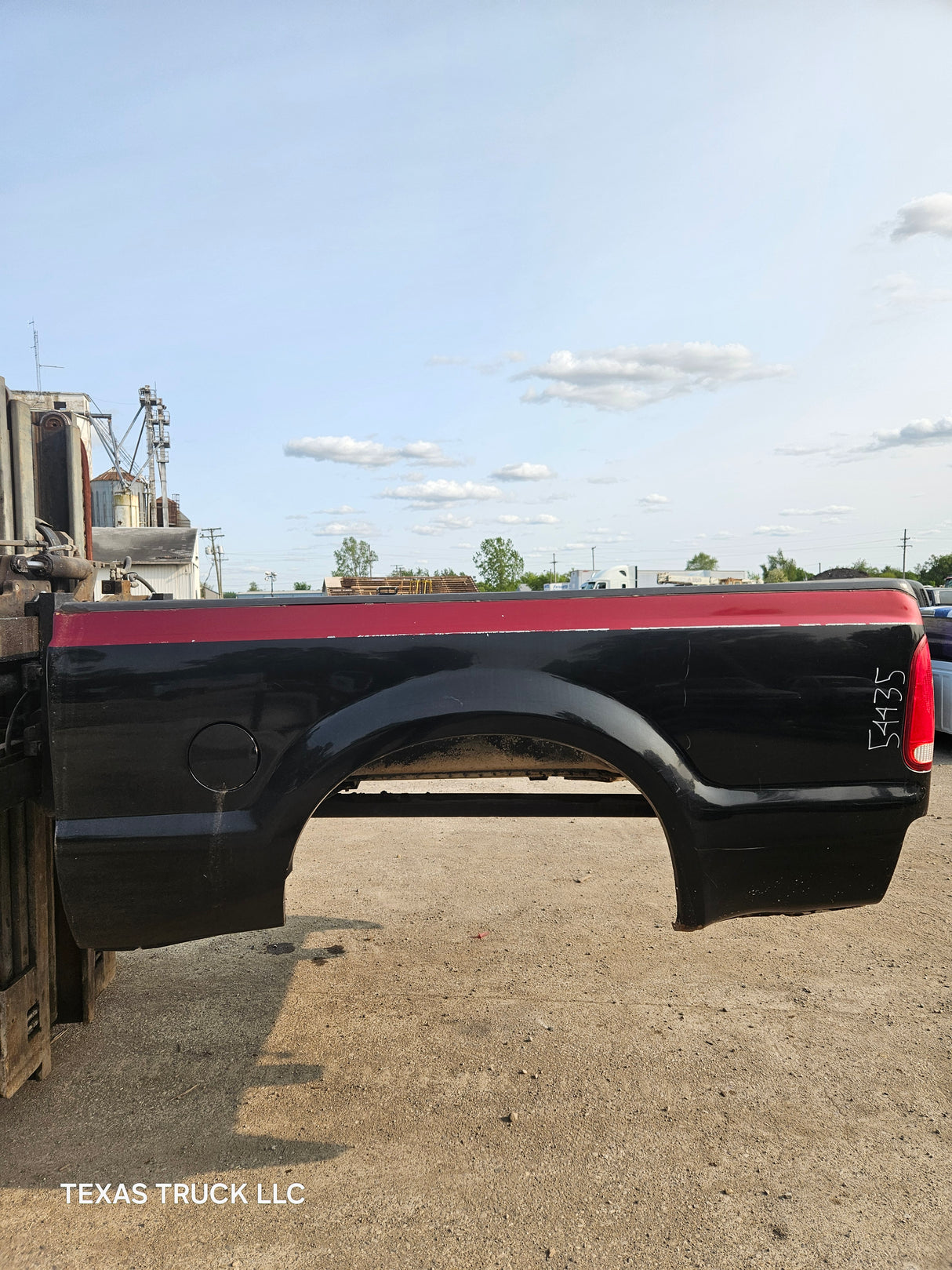 1999-2010 Ford Super Duty F250 F350 6' 9" Short Truck Bed